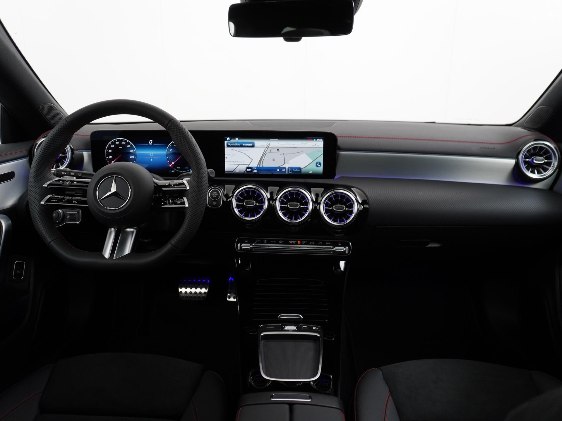 Mercedes-Benz CLA-Klasse Shooting Brake 180 Star Edition AMG Line 5