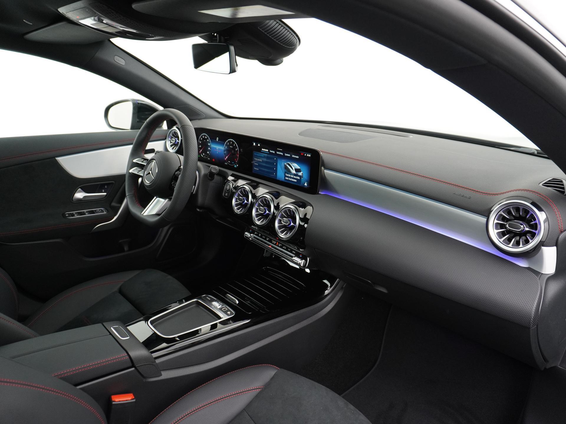 Mercedes-Benz CLA-Klasse Shooting Brake 180 Star Edition AMG Line 10