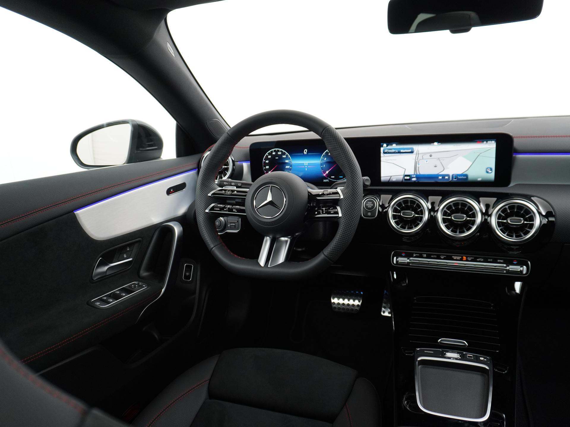 Mercedes-Benz CLA-Klasse Shooting Brake 180 Star Edition AMG Line 27