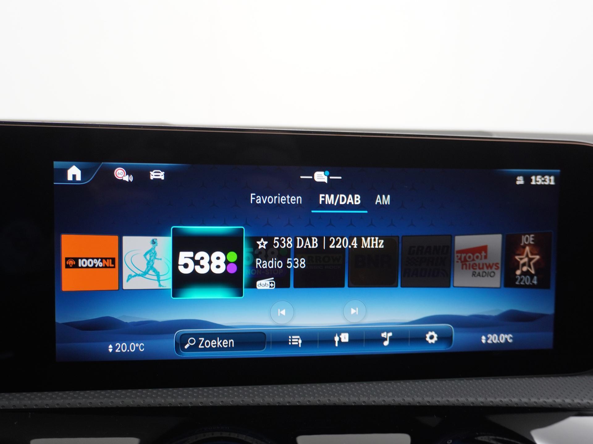 Mercedes-Benz CLA-Klasse Shooting Brake 180 Star Edition AMG Line 41