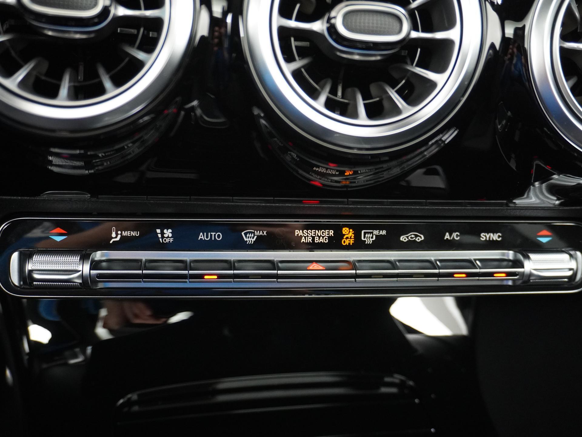 Mercedes-Benz CLA-Klasse Shooting Brake 180 Star Edition AMG Line 51