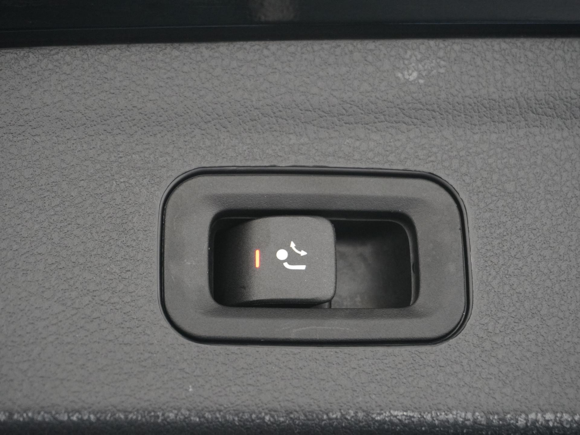 Mercedes-Benz GLE 350 e 4MATIC AMG 16