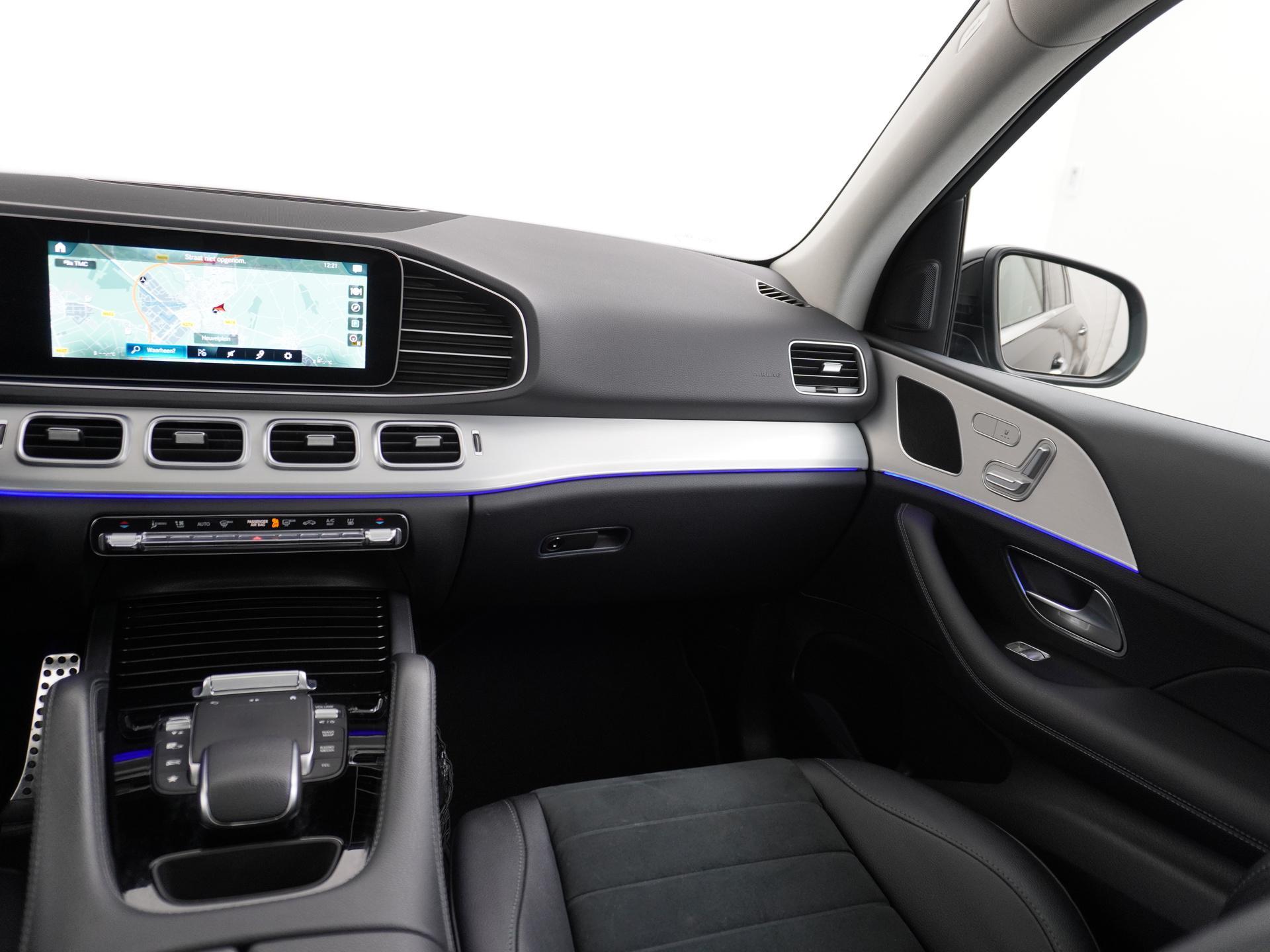 Mercedes-Benz GLE 350 e 4MATIC AMG 29