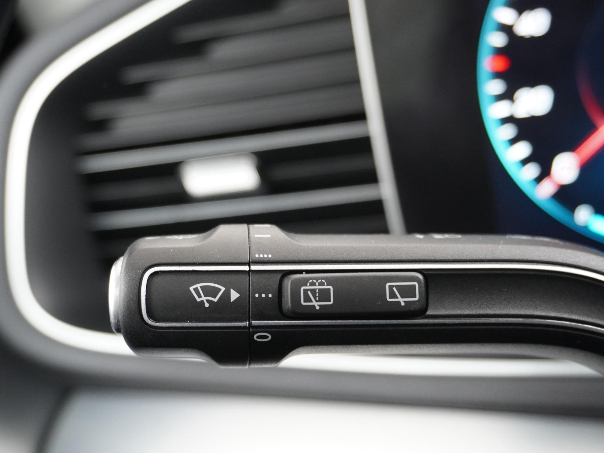 Mercedes-Benz GLE 350 e 4MATIC AMG 31