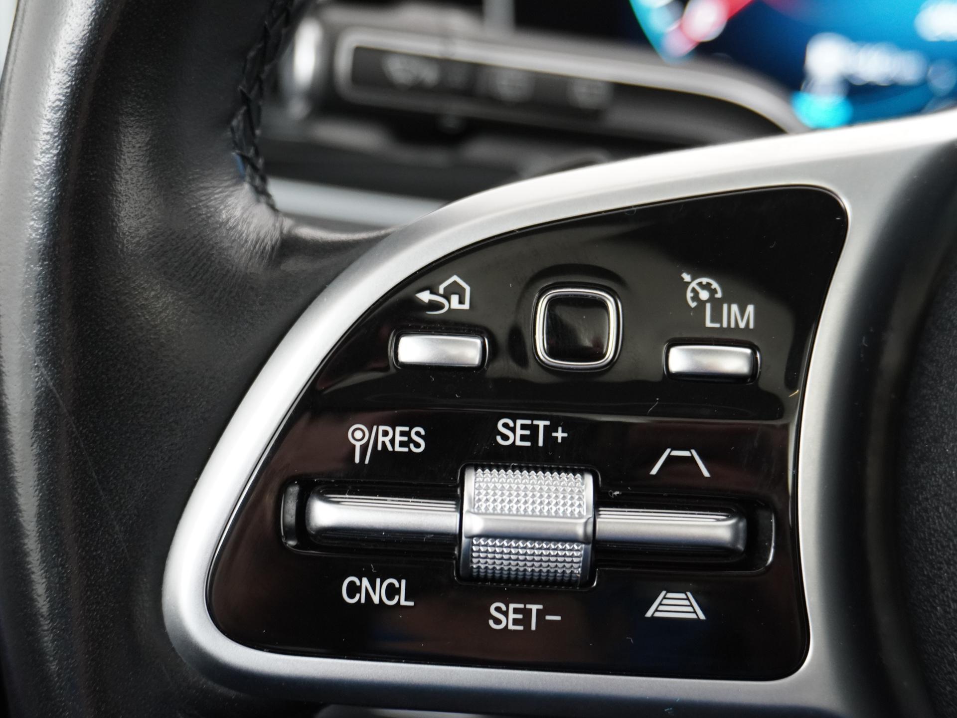 Mercedes-Benz GLE 350 e 4MATIC AMG 34