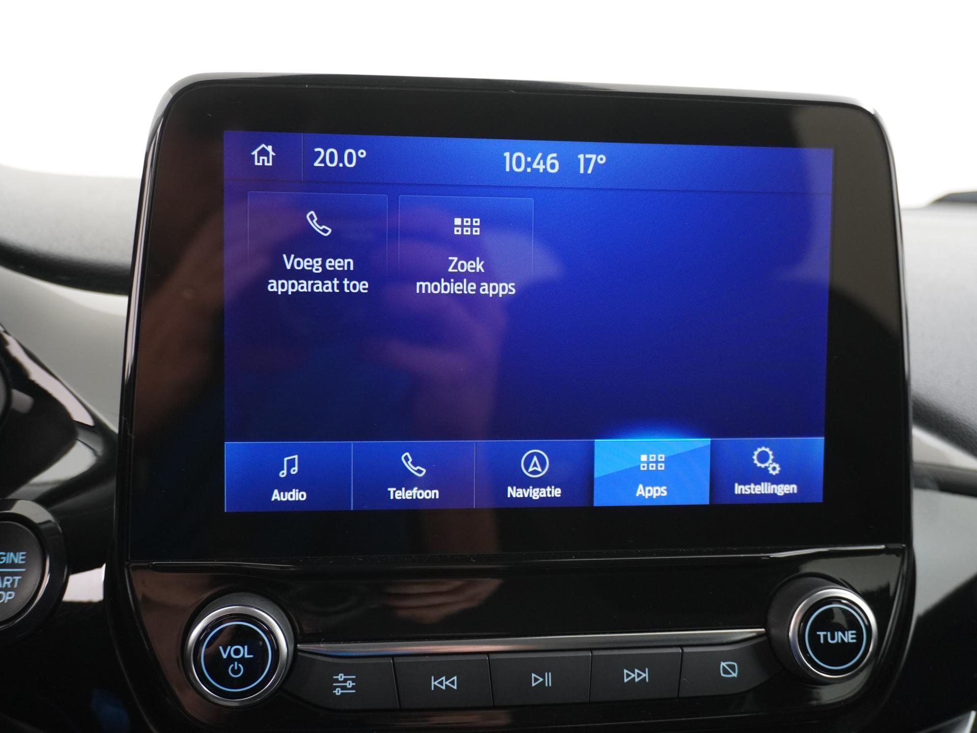 Ford Fiesta 1.0 EcoBoost Hybrid Titanium X 34