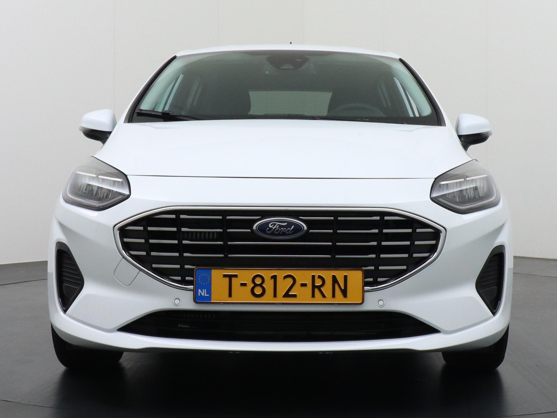 Ford Fiesta 1.0 EcoBoost Hybrid Titanium X 39