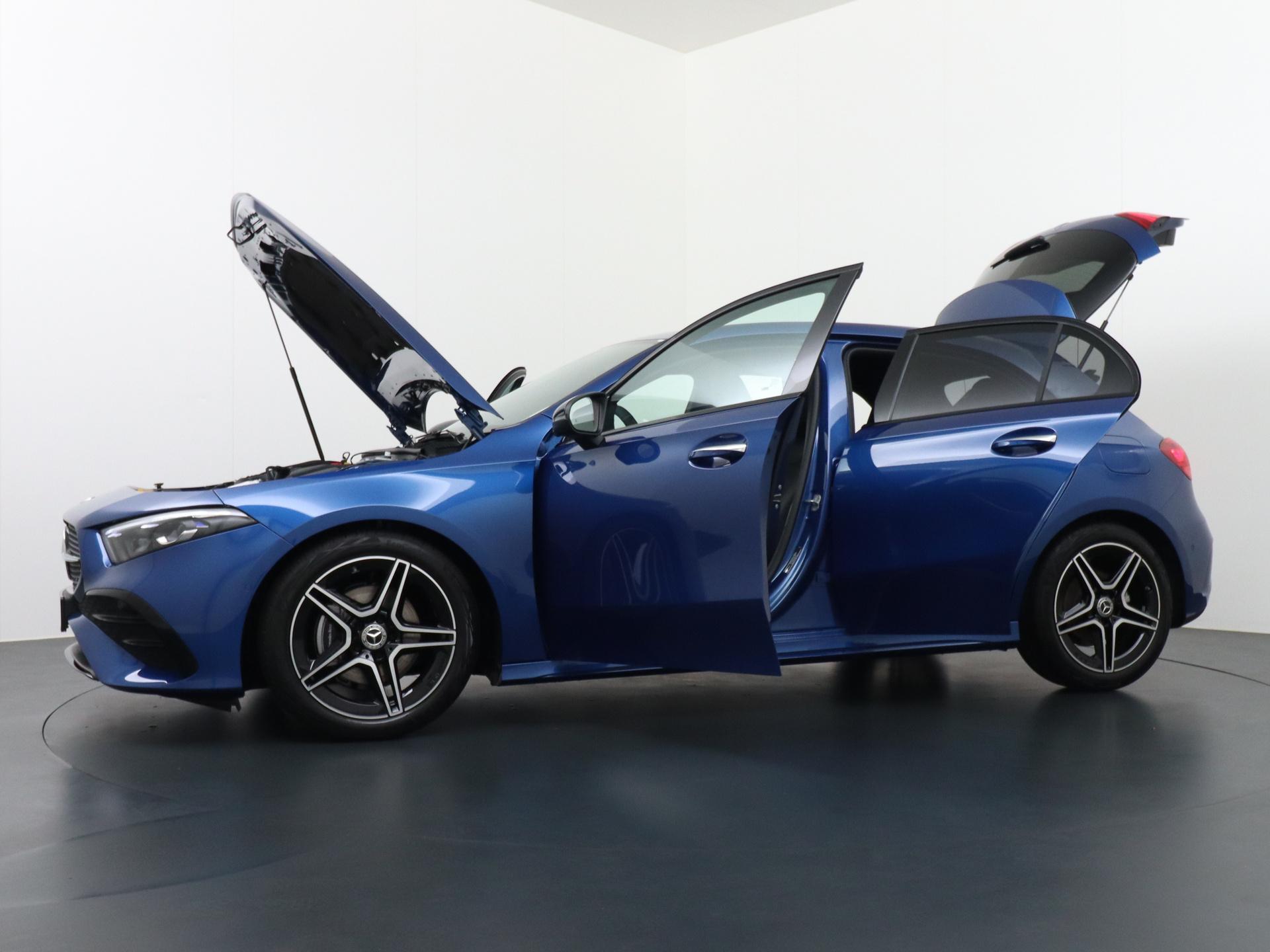 Mercedes-Benz A-Klasse 180 Star Edition AMG Line 14