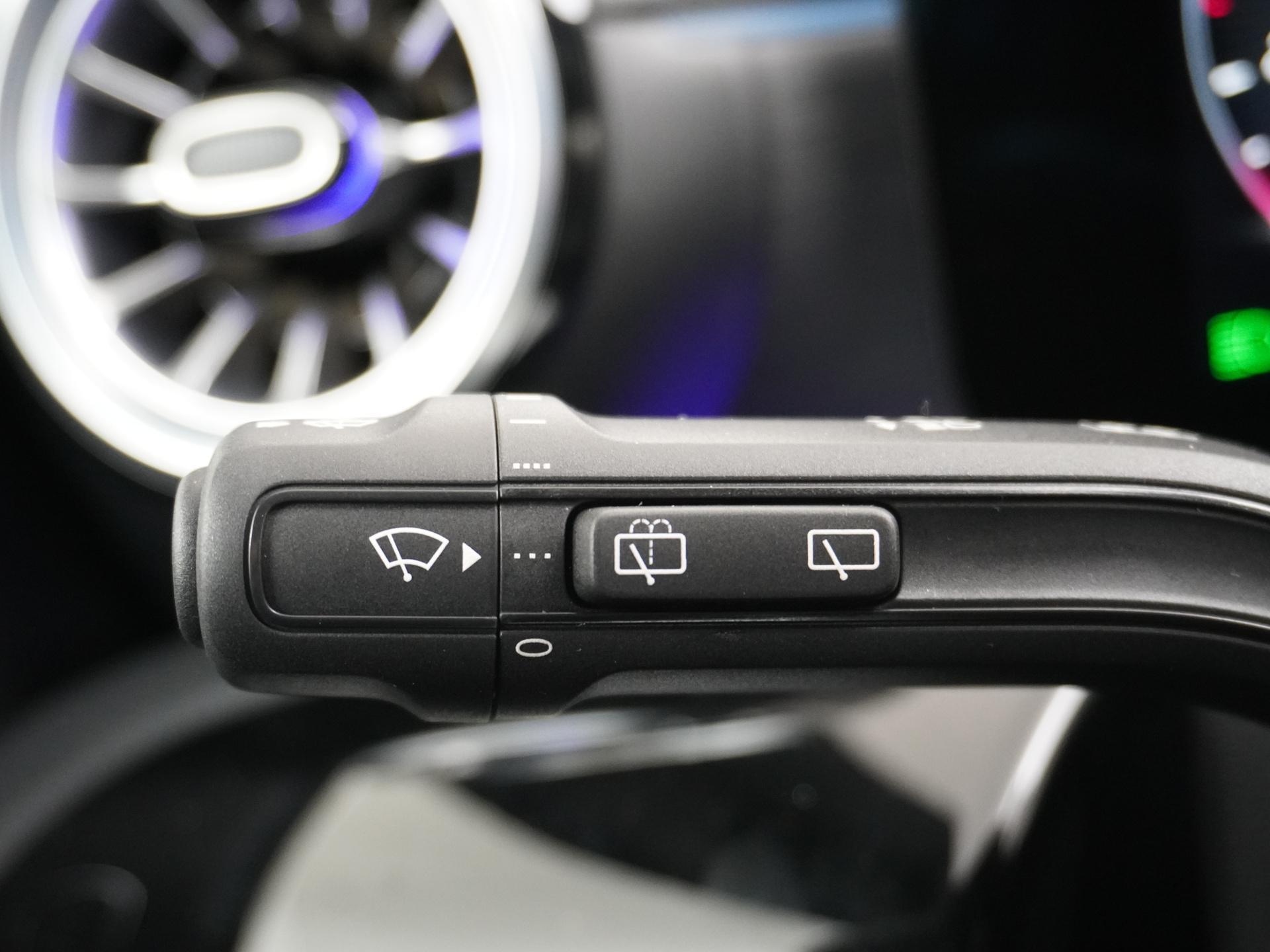 Mercedes-Benz A-Klasse 180 Star Edition AMG Line 27