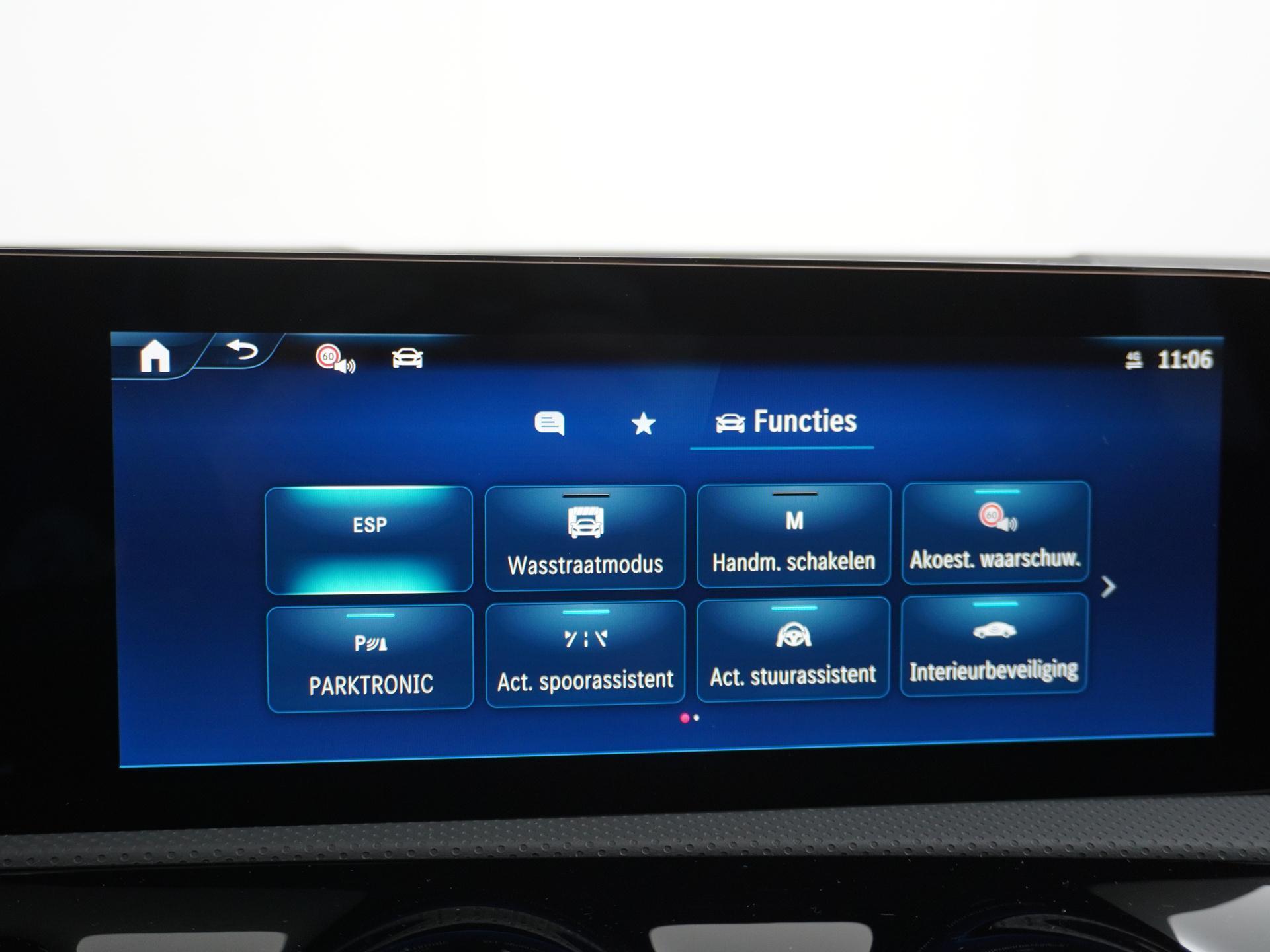 Mercedes-Benz A-Klasse 180 Star Edition AMG Line 43