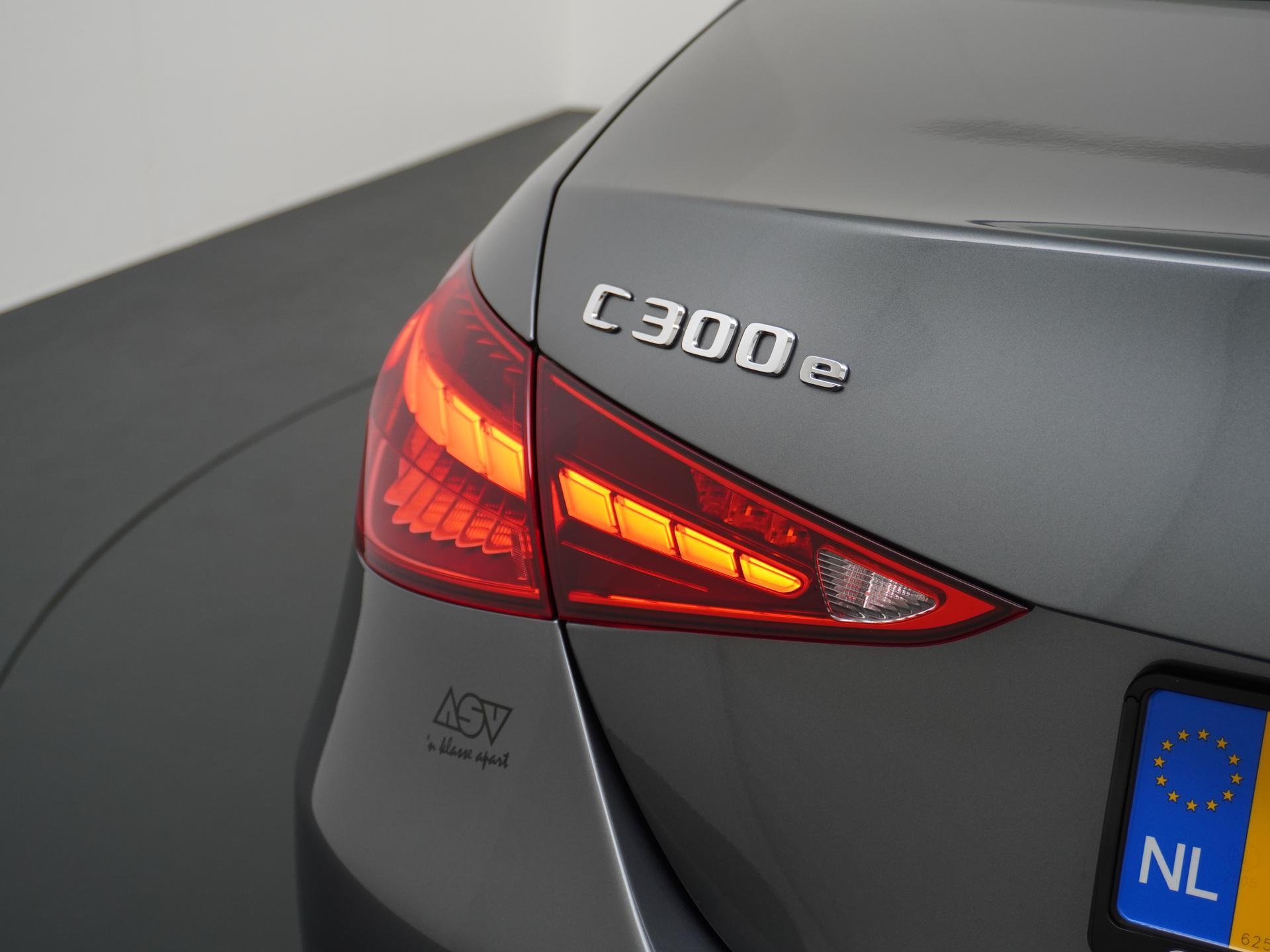 Mercedes-Benz C-Klasse 300 e Business Line Limited 11