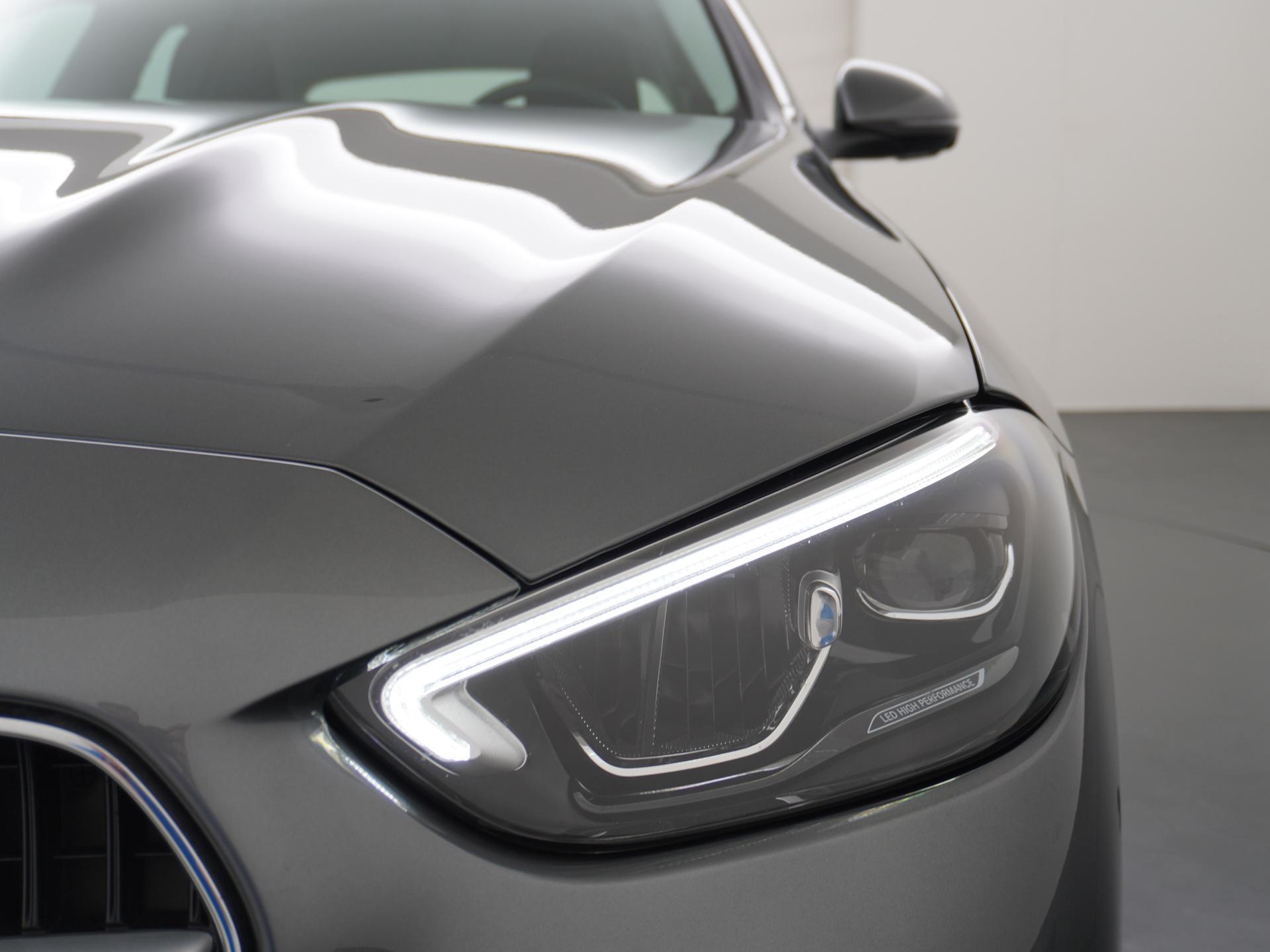 Mercedes-Benz C-Klasse 300 e Business Line Limited 17