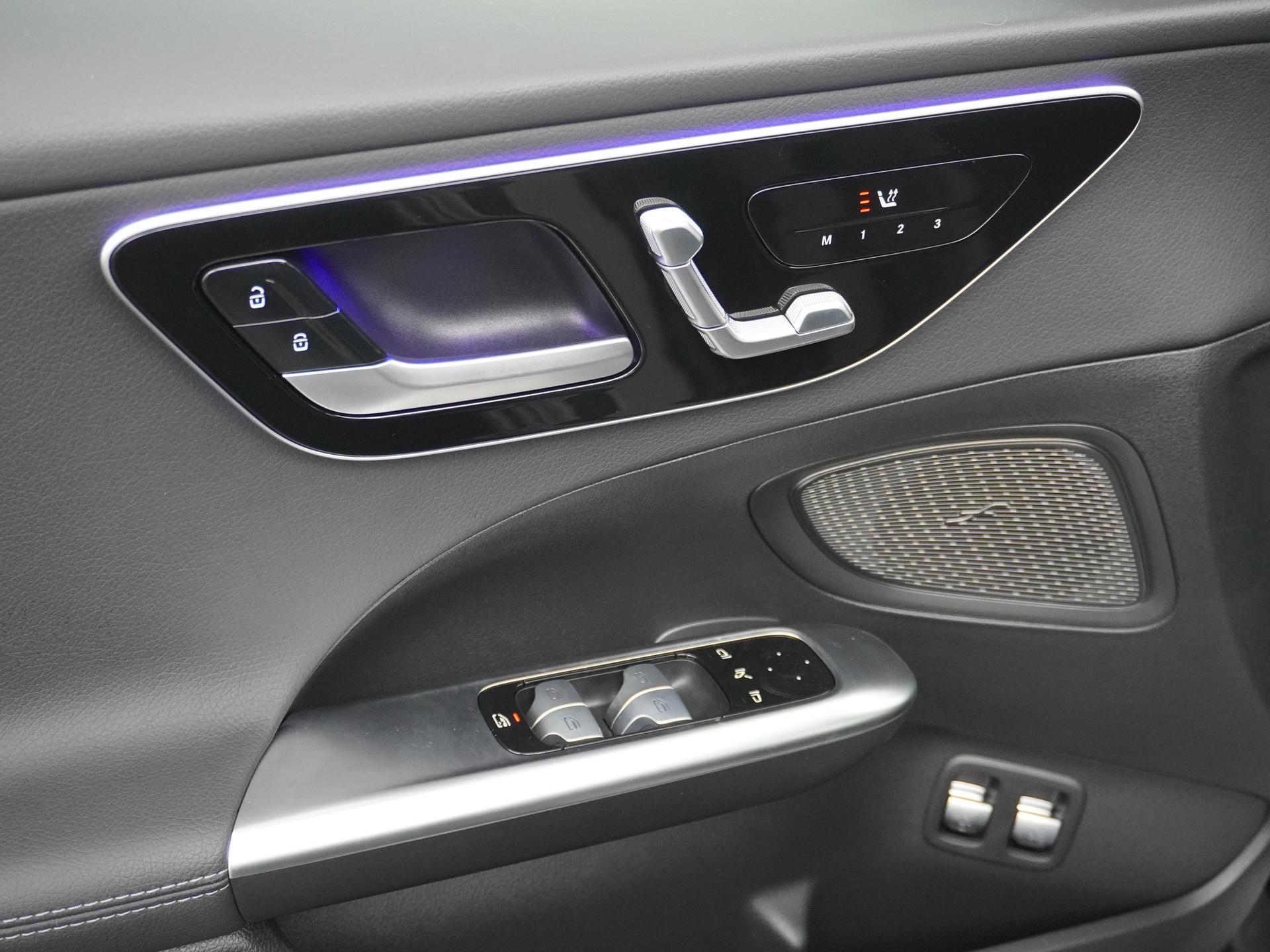 Mercedes-Benz C-Klasse 300 e Business Line Limited 19