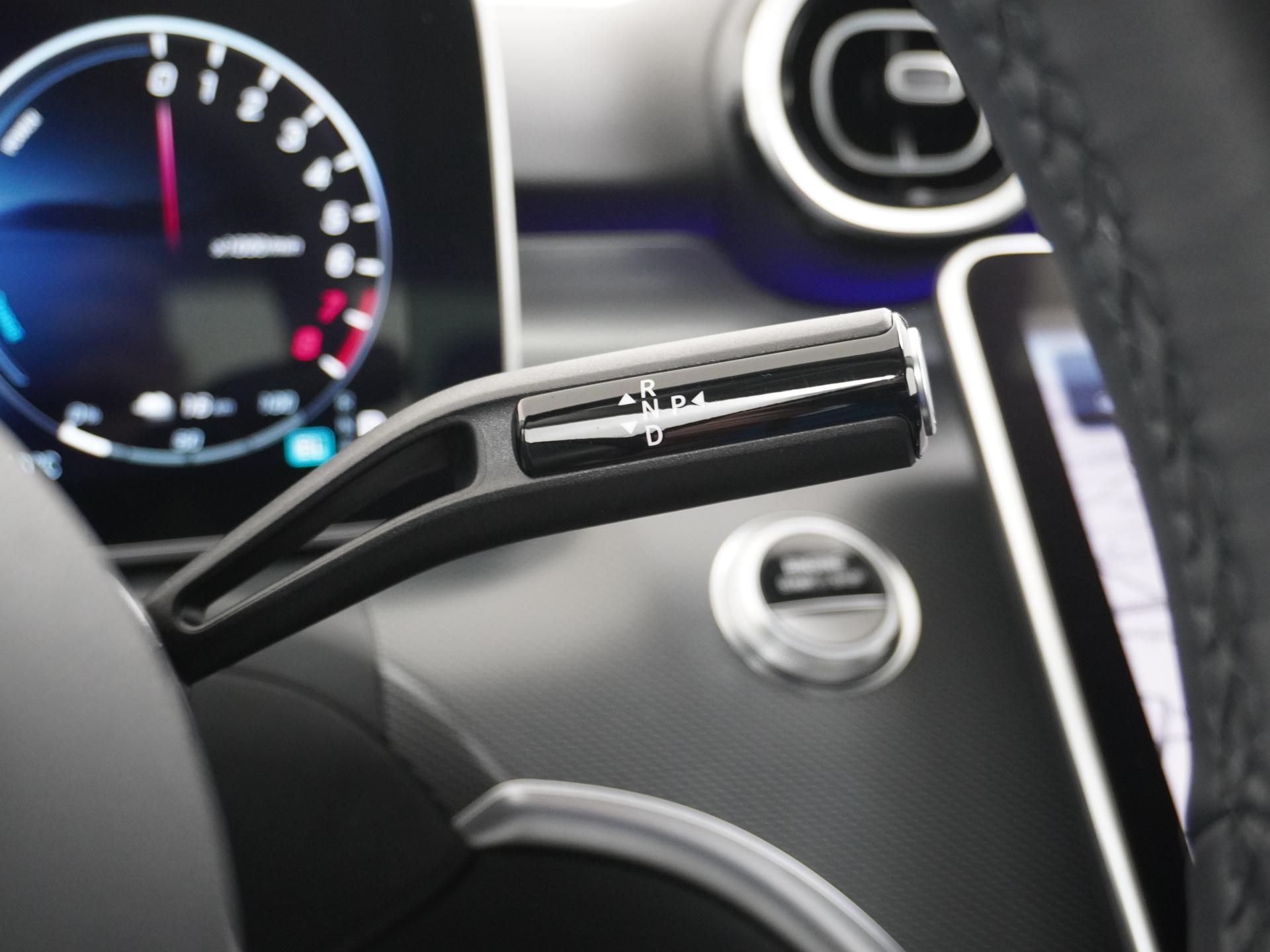 Mercedes-Benz C-Klasse 300 e Business Line Limited 31