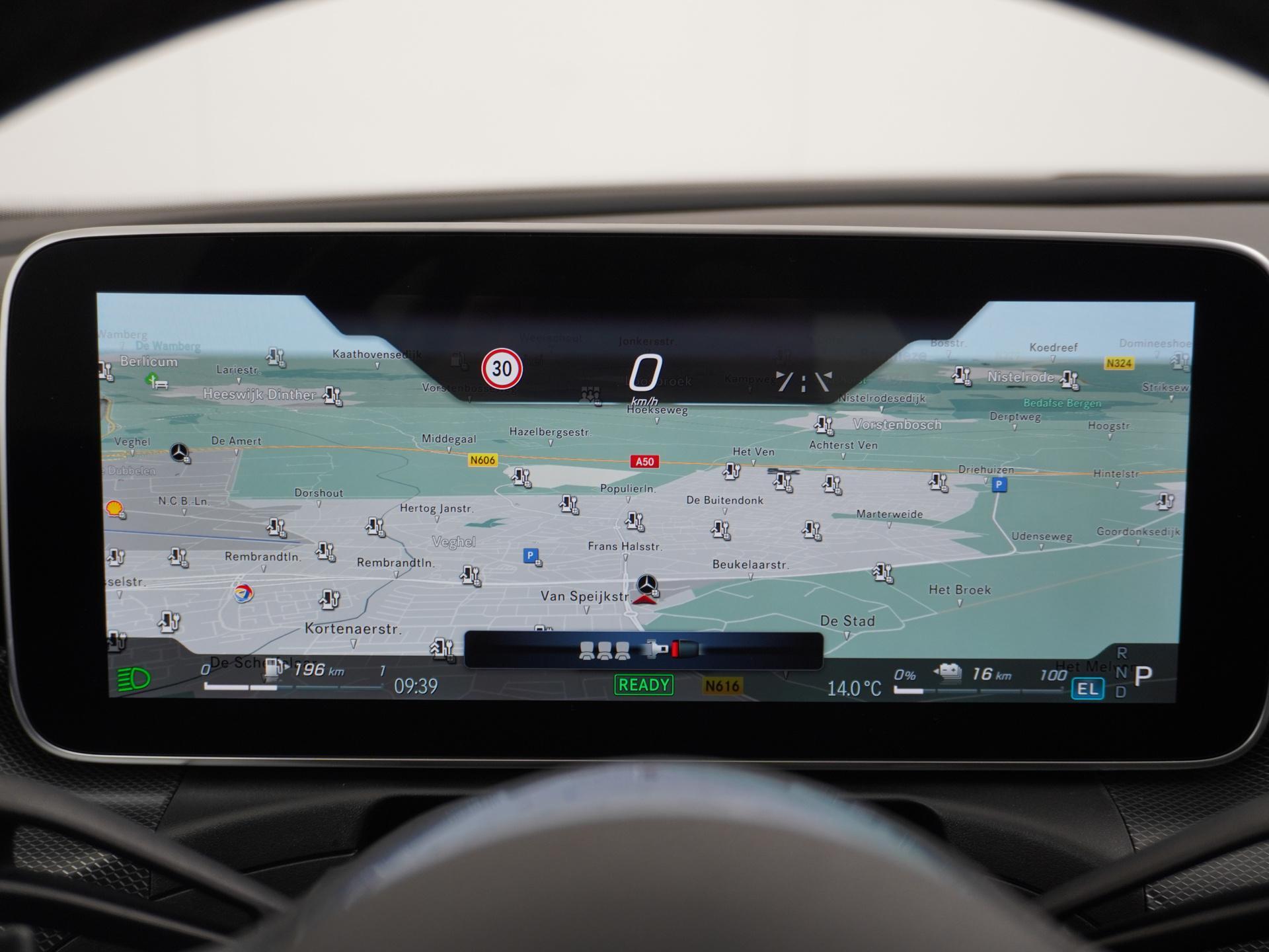 Mercedes-Benz C-Klasse 300 e Business Line Limited 35