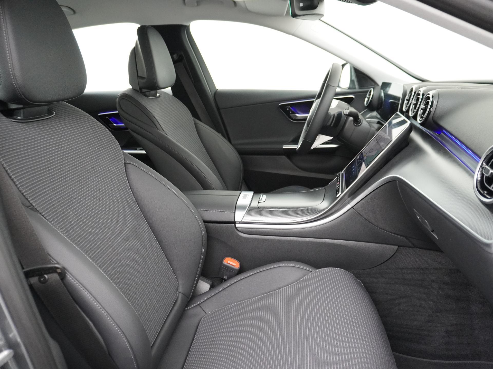 Mercedes-Benz C-Klasse 300 e Business Line Limited 42