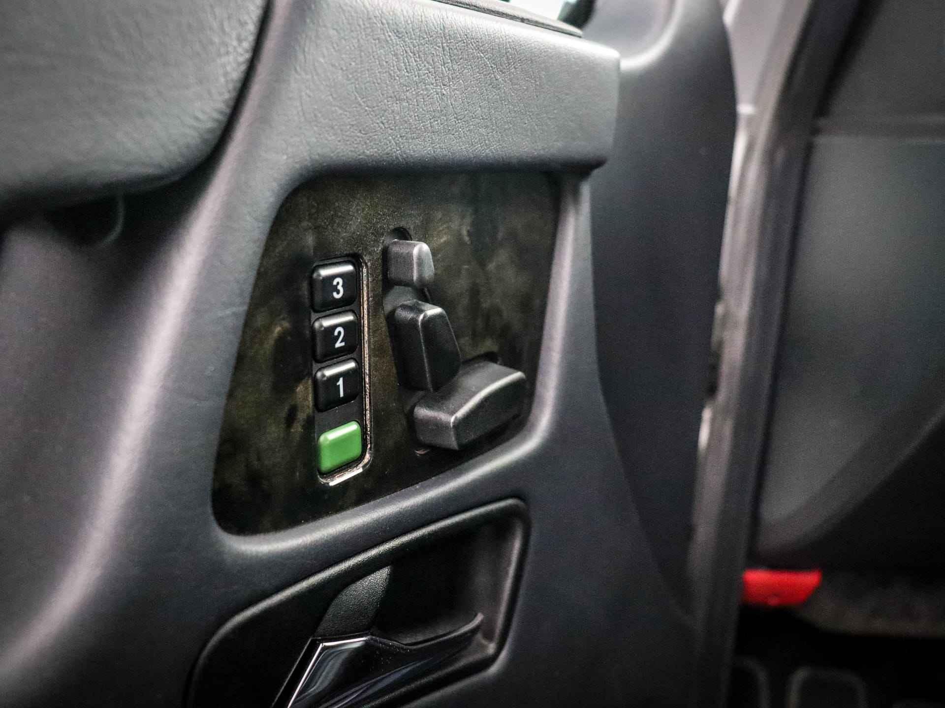 Mercedes-Benz G-Klasse 500 Cabrio 18