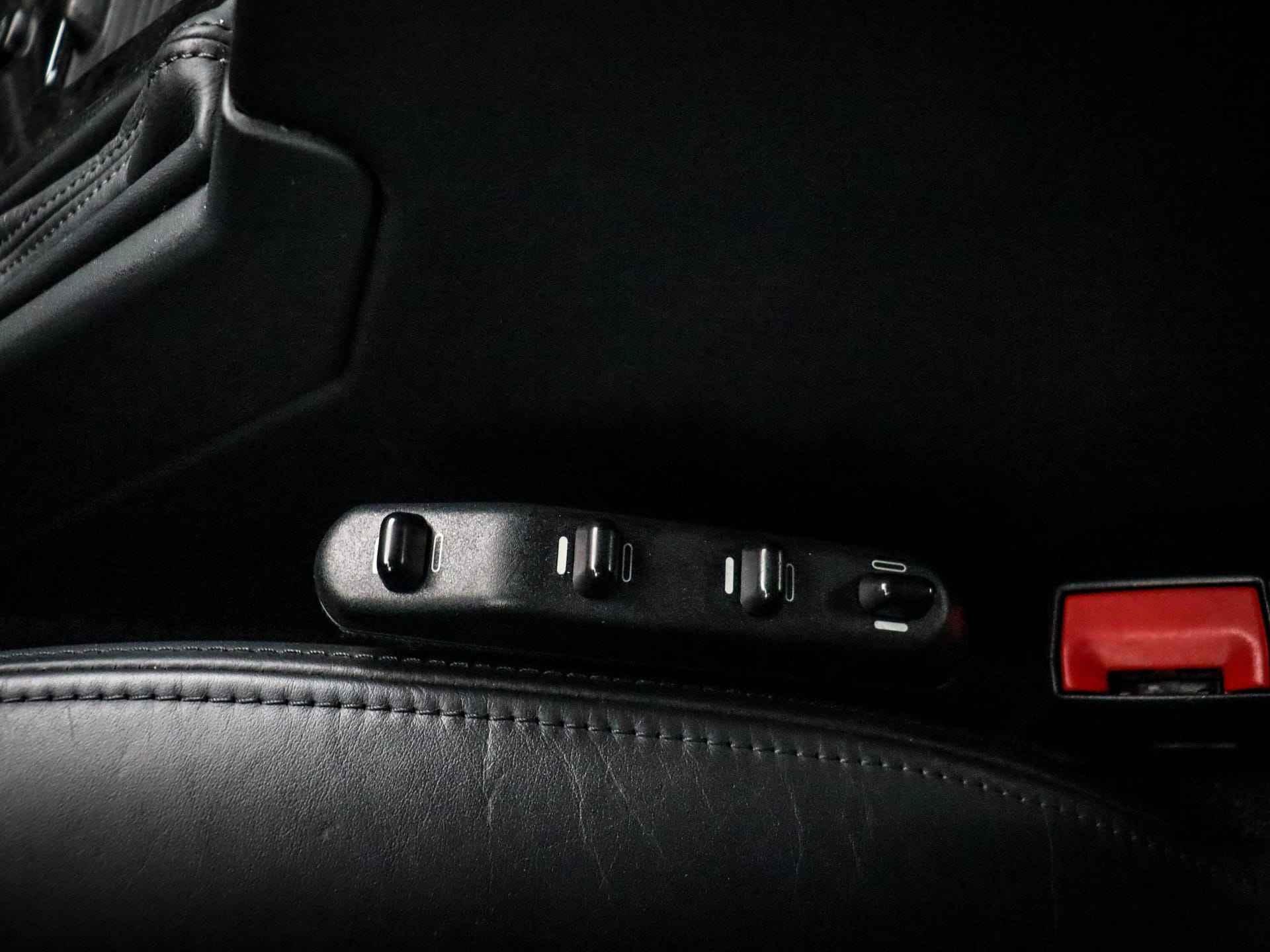 Mercedes-Benz G-Klasse 500 Cabrio 22