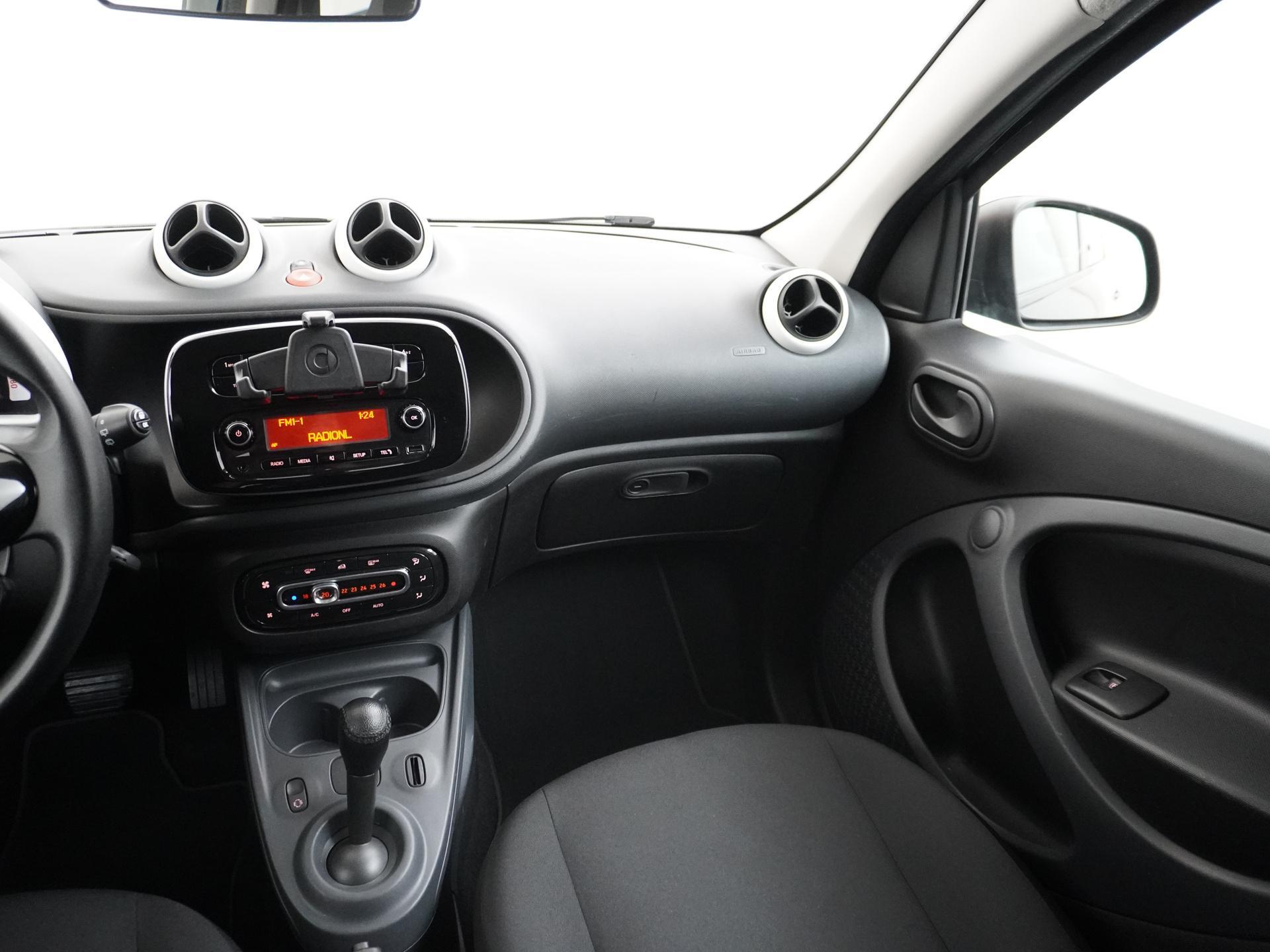 Smart Forfour 1.0 Business Solution 16