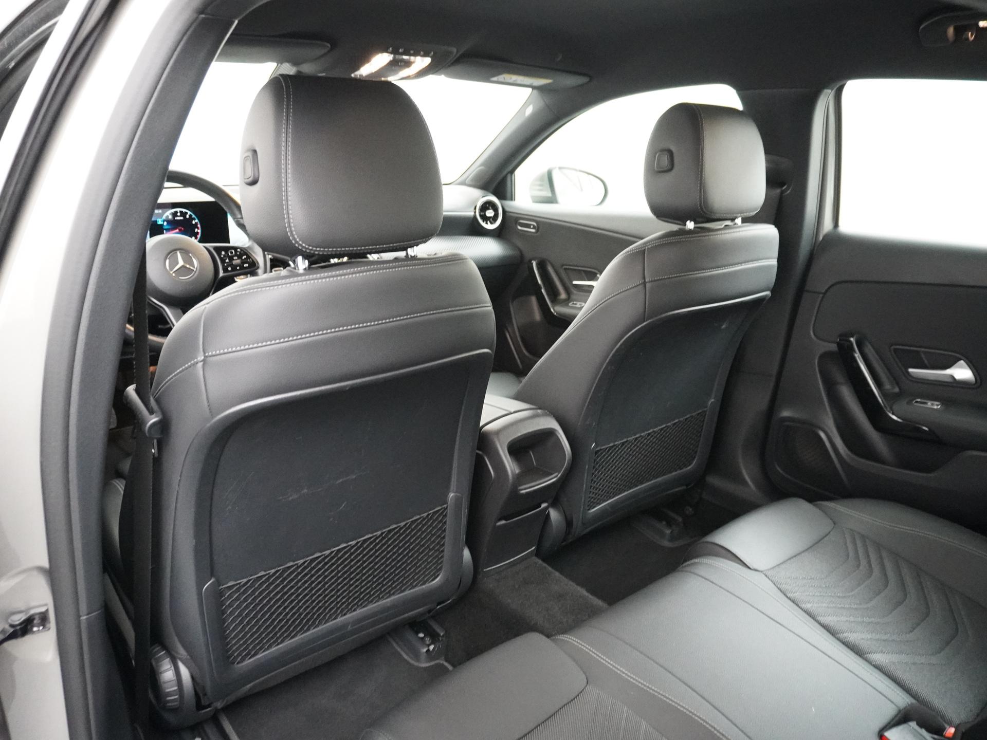 Mercedes-Benz A-Klasse 160 Business Solution Plus 14