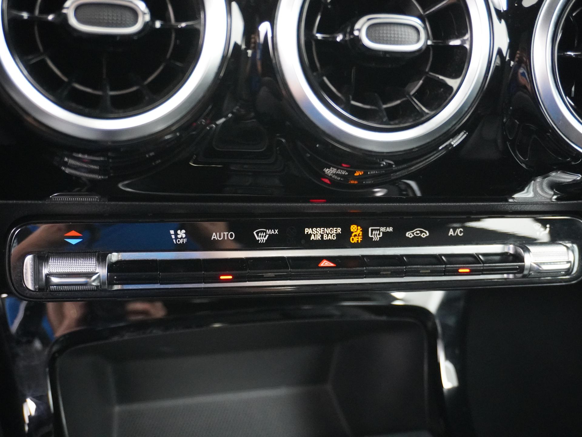 Mercedes-Benz A-Klasse 160 Business Solution Plus 39