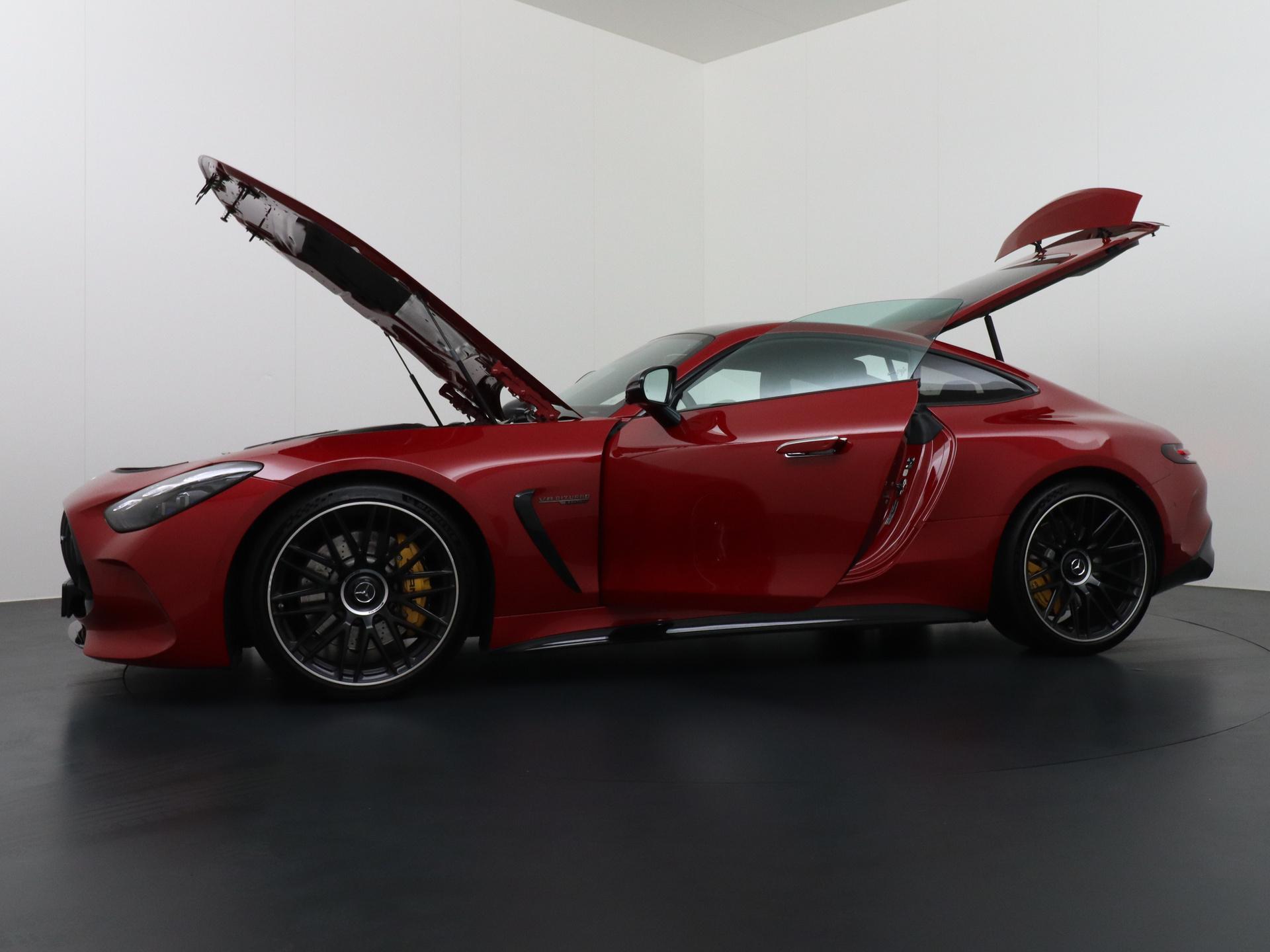 Mercedes-Benz AMG GT AMG 63 4MATIC+ 12