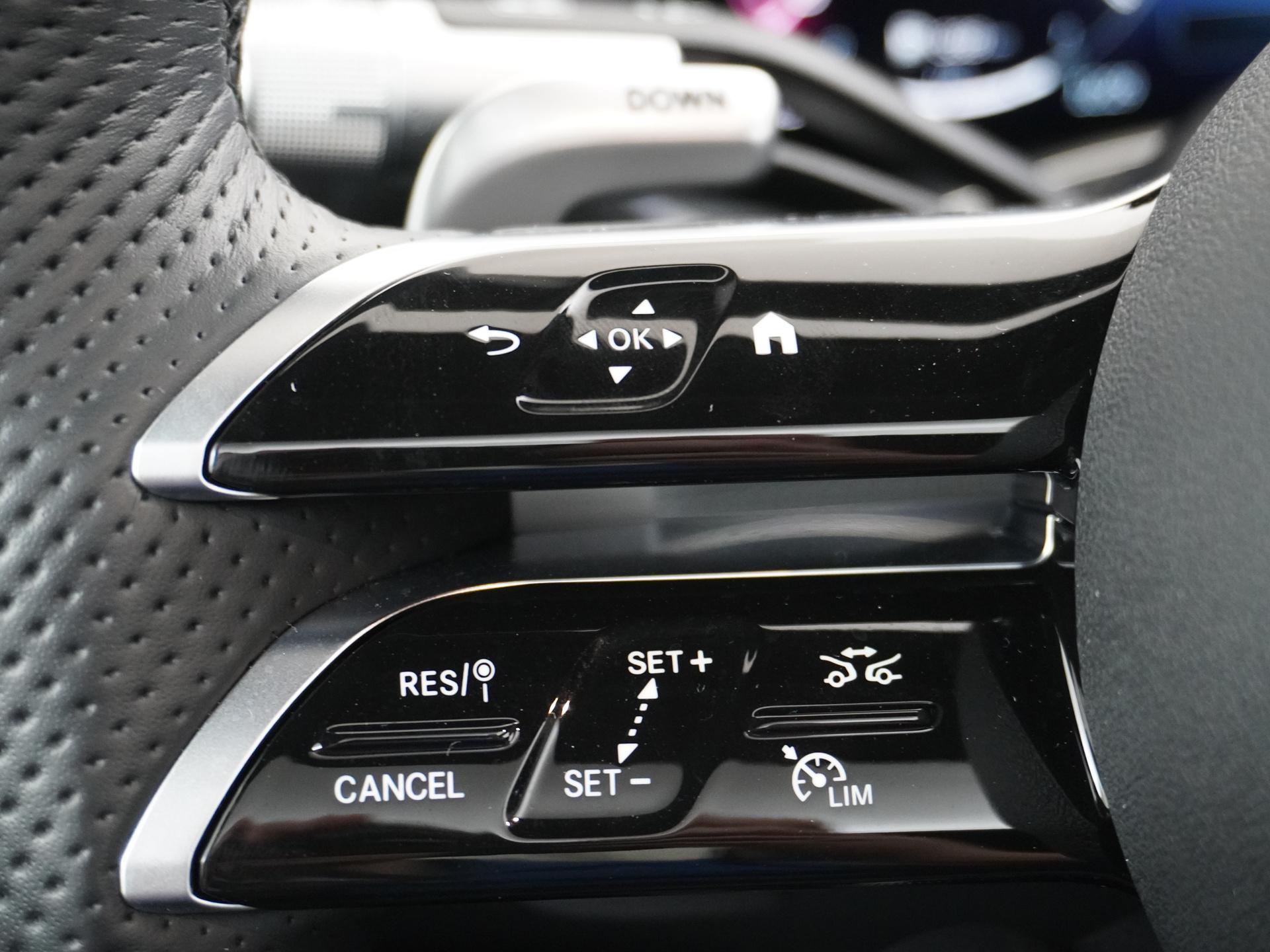 Mercedes-Benz AMG GT AMG 63 4MATIC+ 35