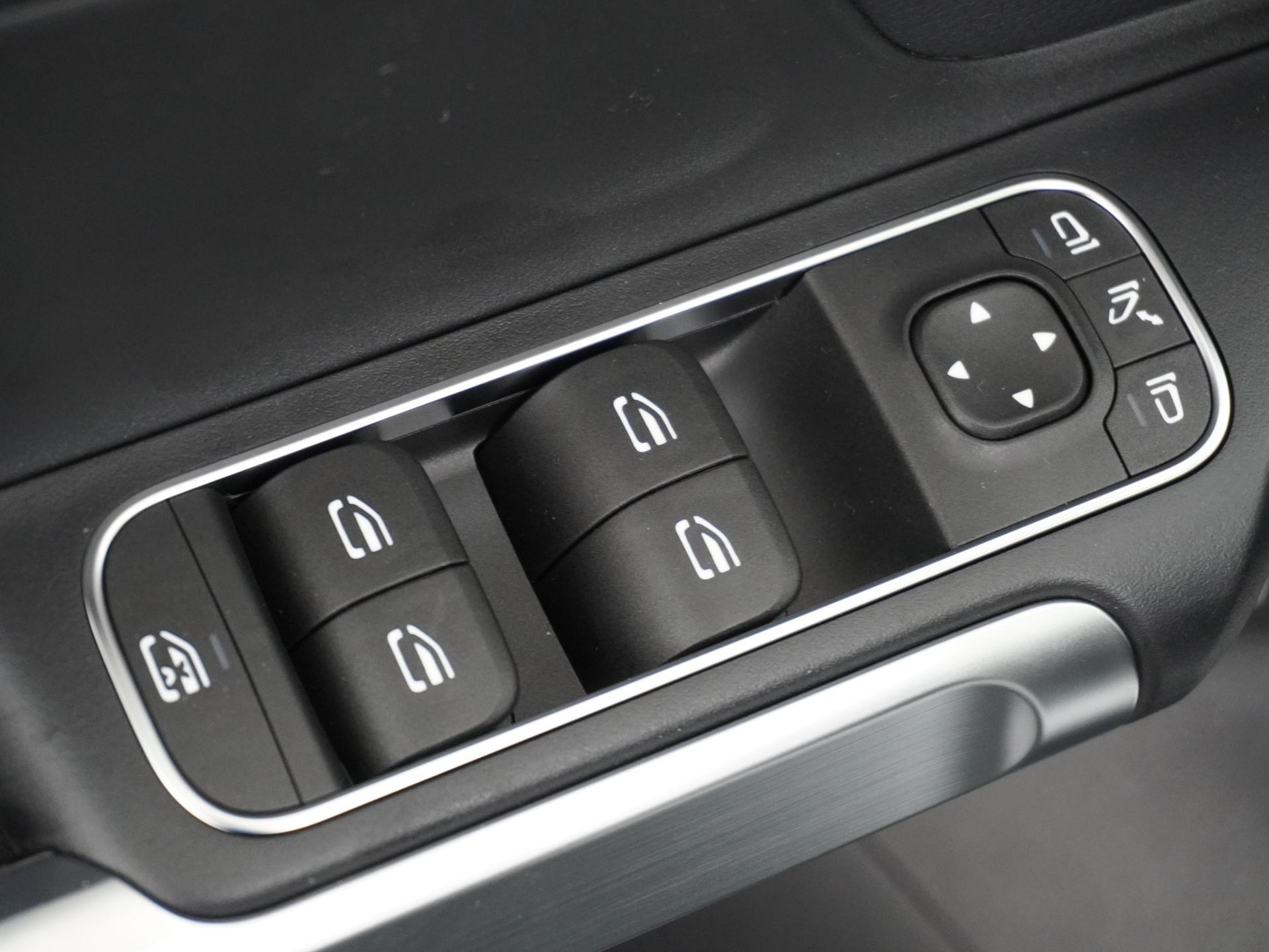 Mercedes-Benz EQB 250+ Business Line 71 kWh Accu 18