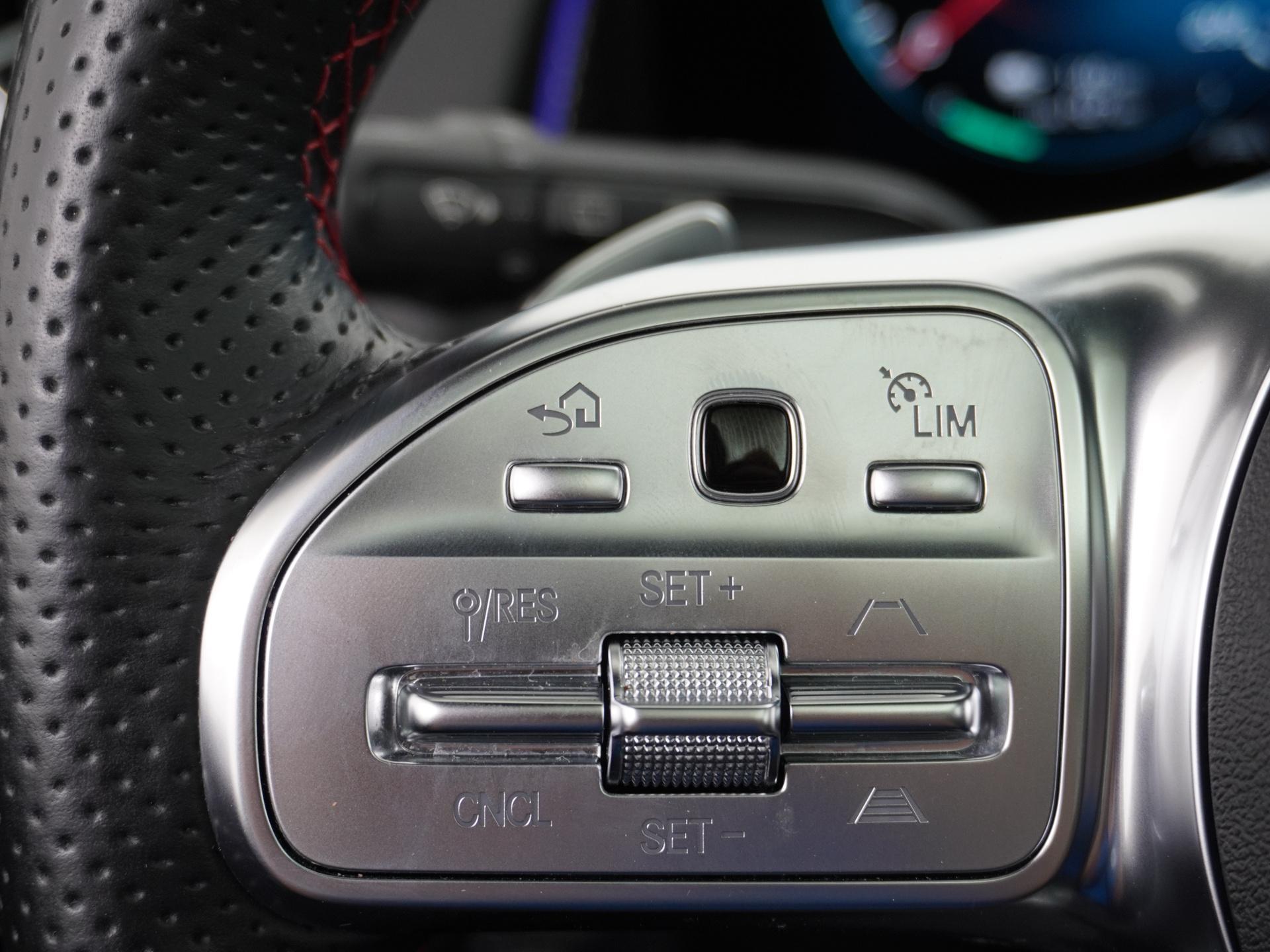 Mercedes-Benz EQB 250 AMG Line 7p. 67 kWh 10