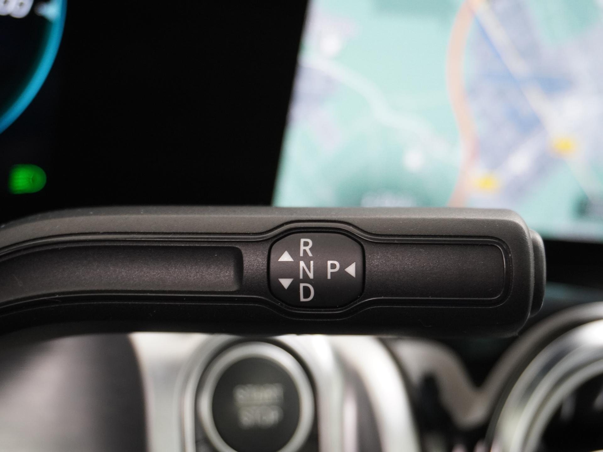 Mercedes-Benz EQB 250 AMG Line 7p. 67 kWh 33