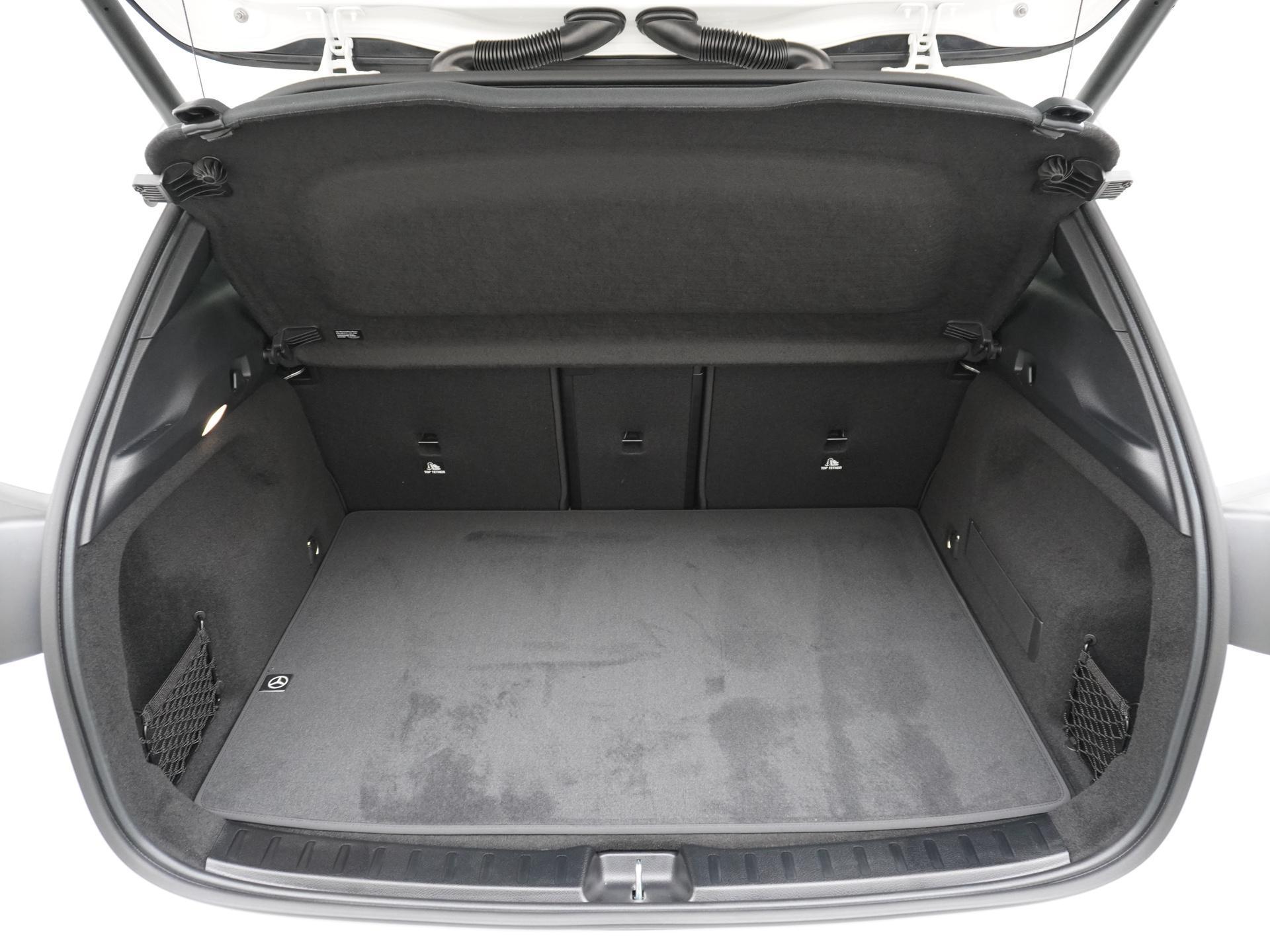 Mercedes-Benz EQA 250+ Business Solution AMG 71 kWh Accu 12