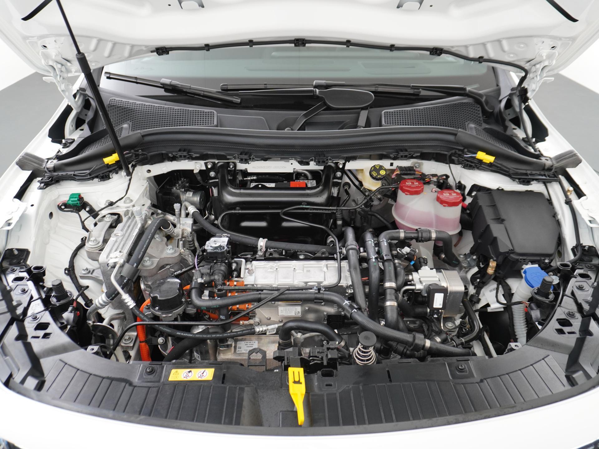 Mercedes-Benz EQA 250+ Business Solution AMG 71 kWh Accu 16