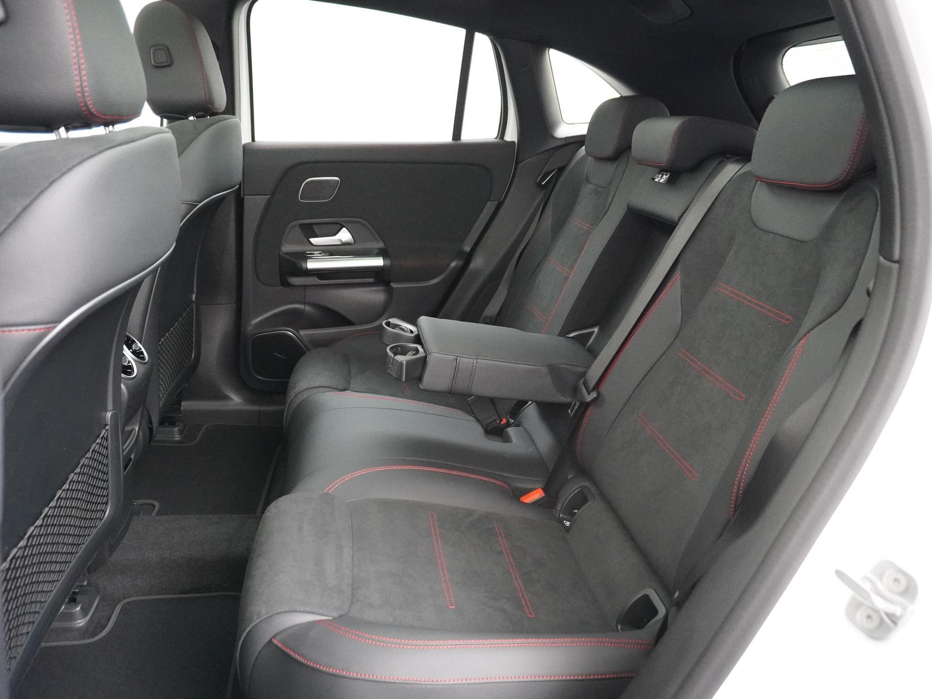 Mercedes-Benz EQA 250+ Business Solution AMG 71 kWh Accu 22