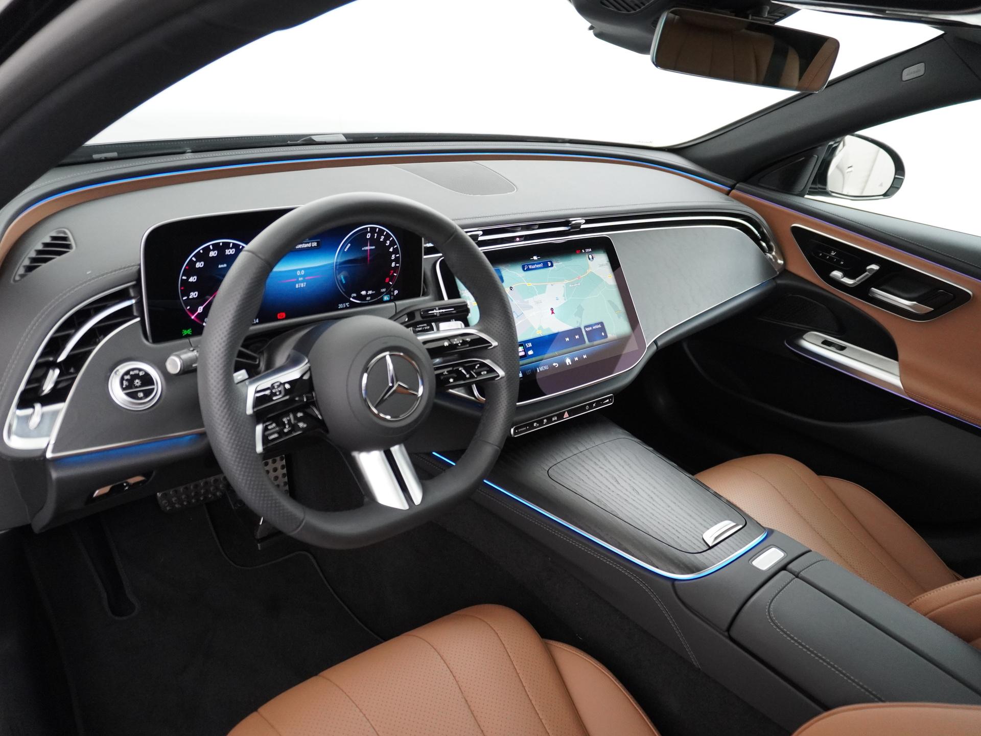 Mercedes-Benz E-Klasse 300 e 4MATIC AMG Line 24