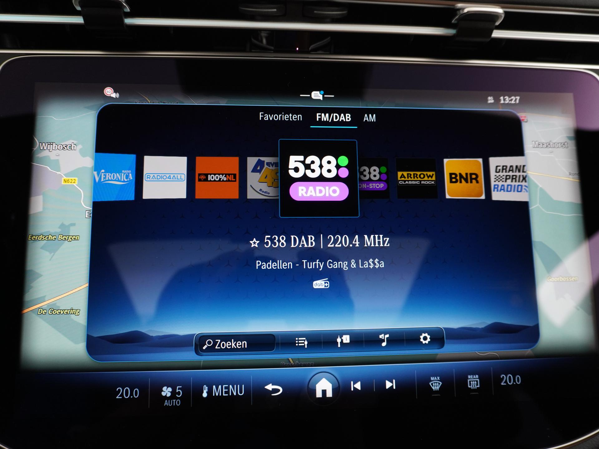 Mercedes-Benz E-Klasse 300 e 4MATIC AMG Line 40