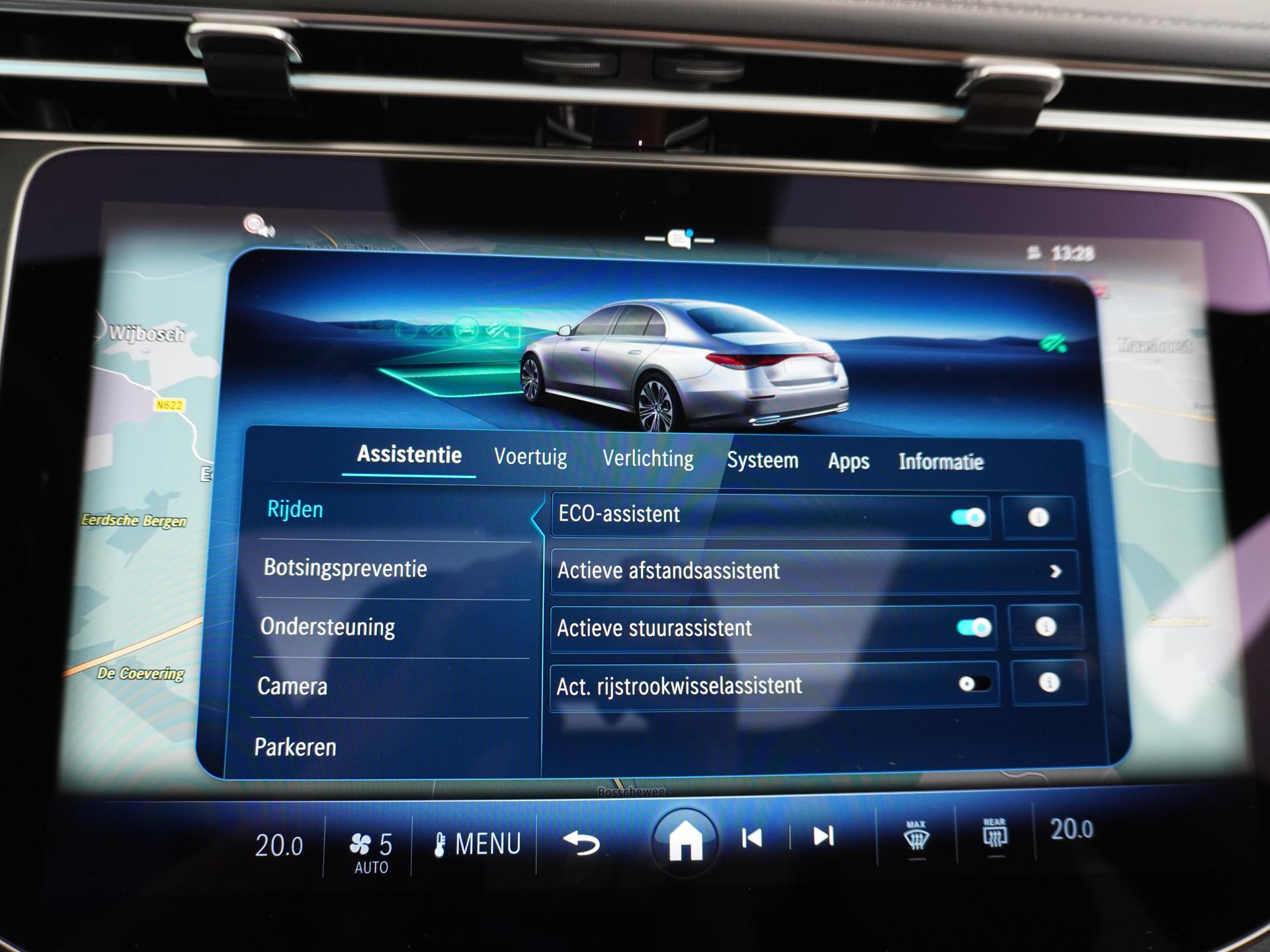 Mercedes-Benz E-Klasse 300 e 4MATIC AMG Line 42