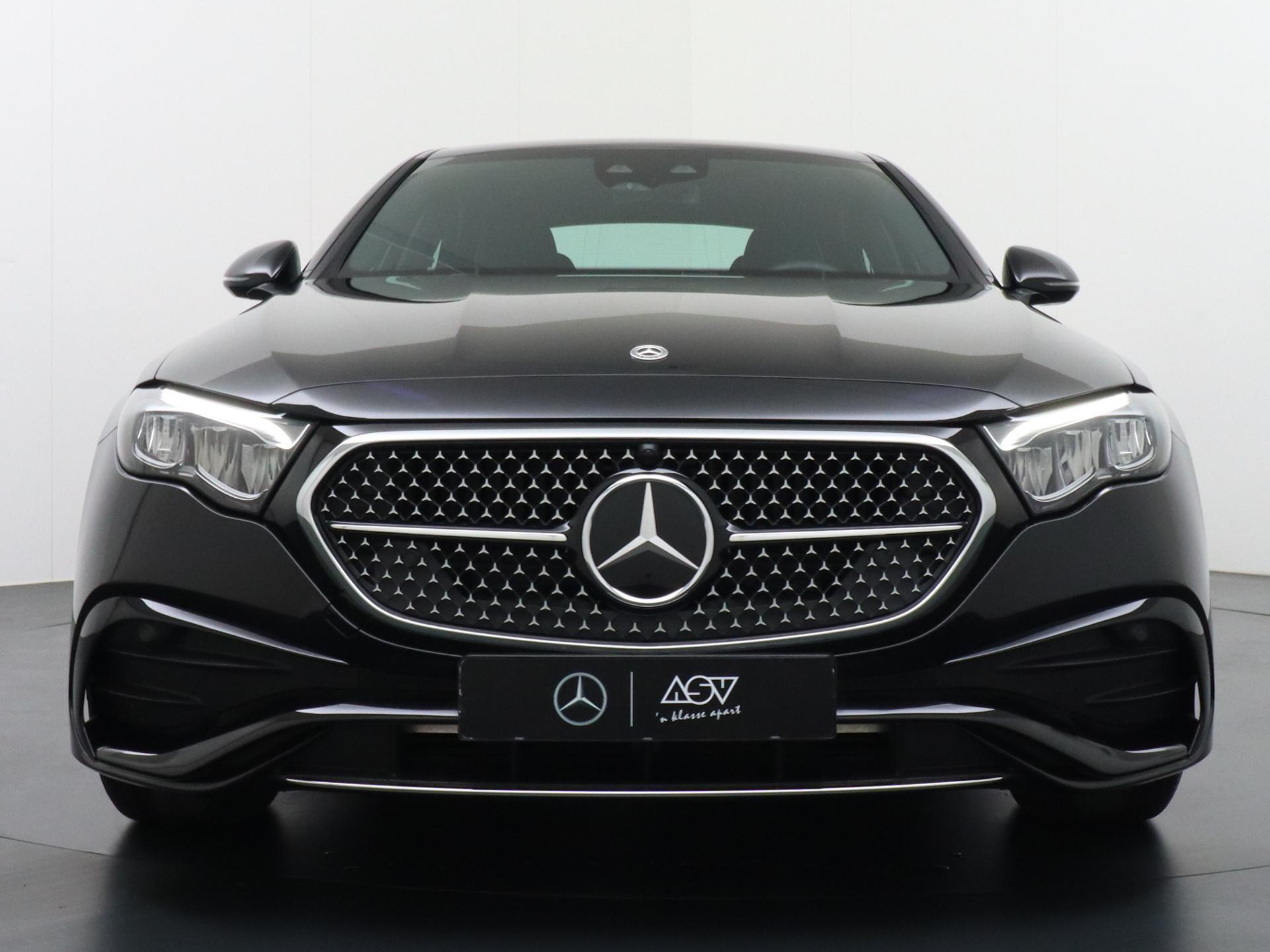 Mercedes-Benz E-Klasse 300 de AMG Line 13