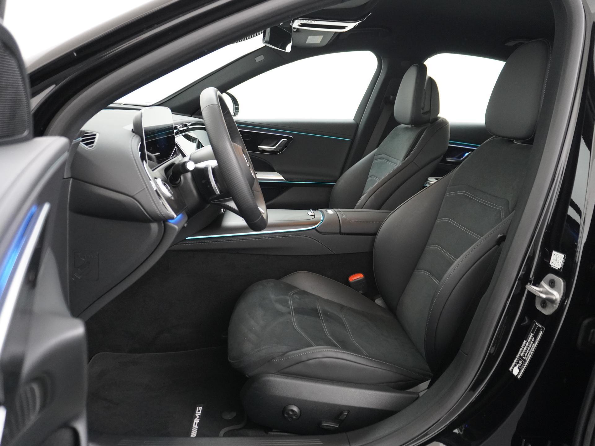 Mercedes-Benz E-Klasse 300 de AMG Line 26