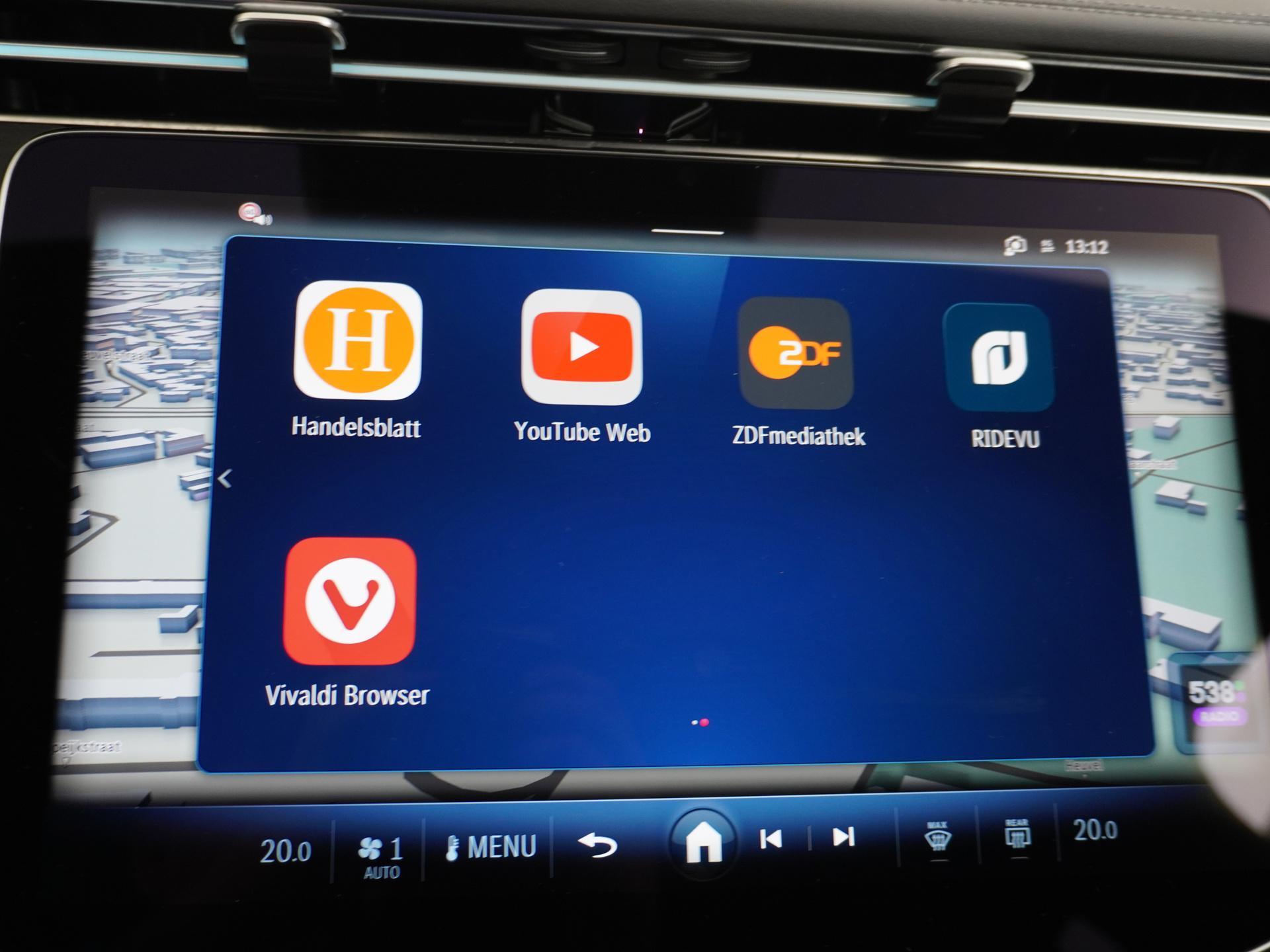 Mercedes-Benz E-Klasse 300 de AMG Line 37