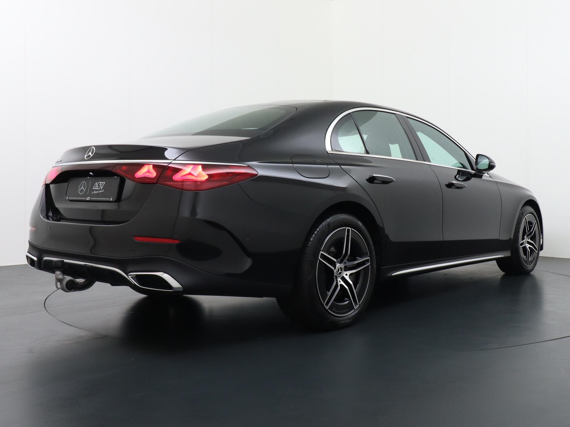 Mercedes-Benz E-Klasse 300 de AMG Line 8