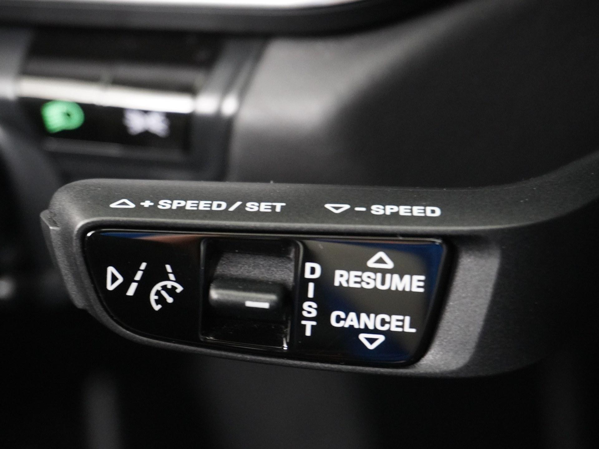 Porsche 911 Cabrio 3.0 Carrera S 25