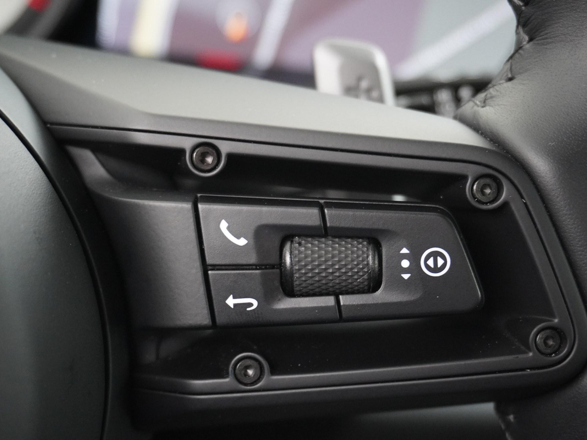 Porsche 911 Cabrio 3.0 Carrera S 28