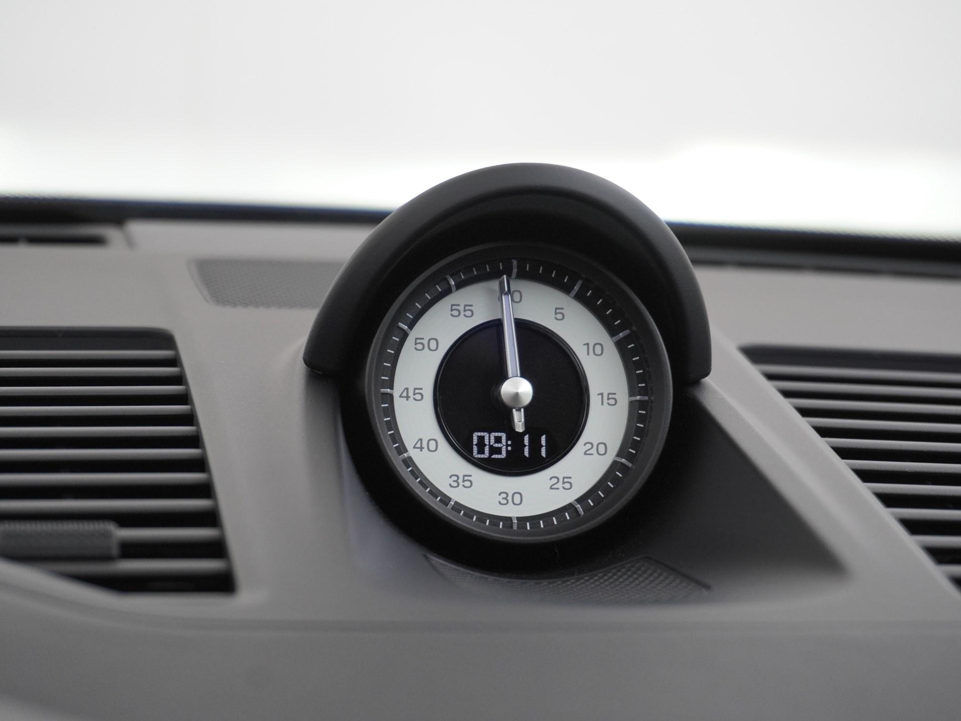 Porsche 911 Cabrio 3.0 Carrera S 31