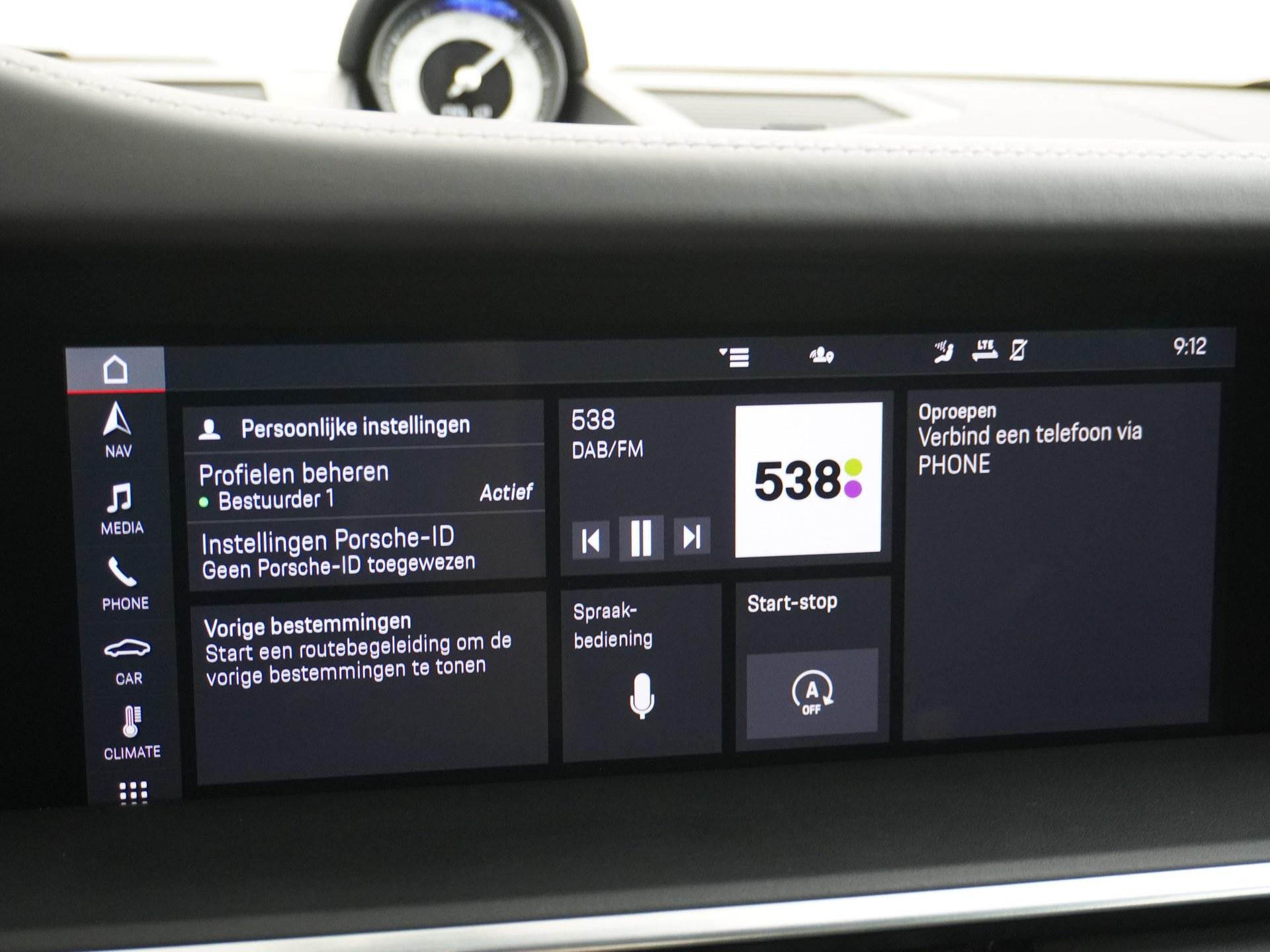 Porsche 911 Cabrio 3.0 Carrera S 32