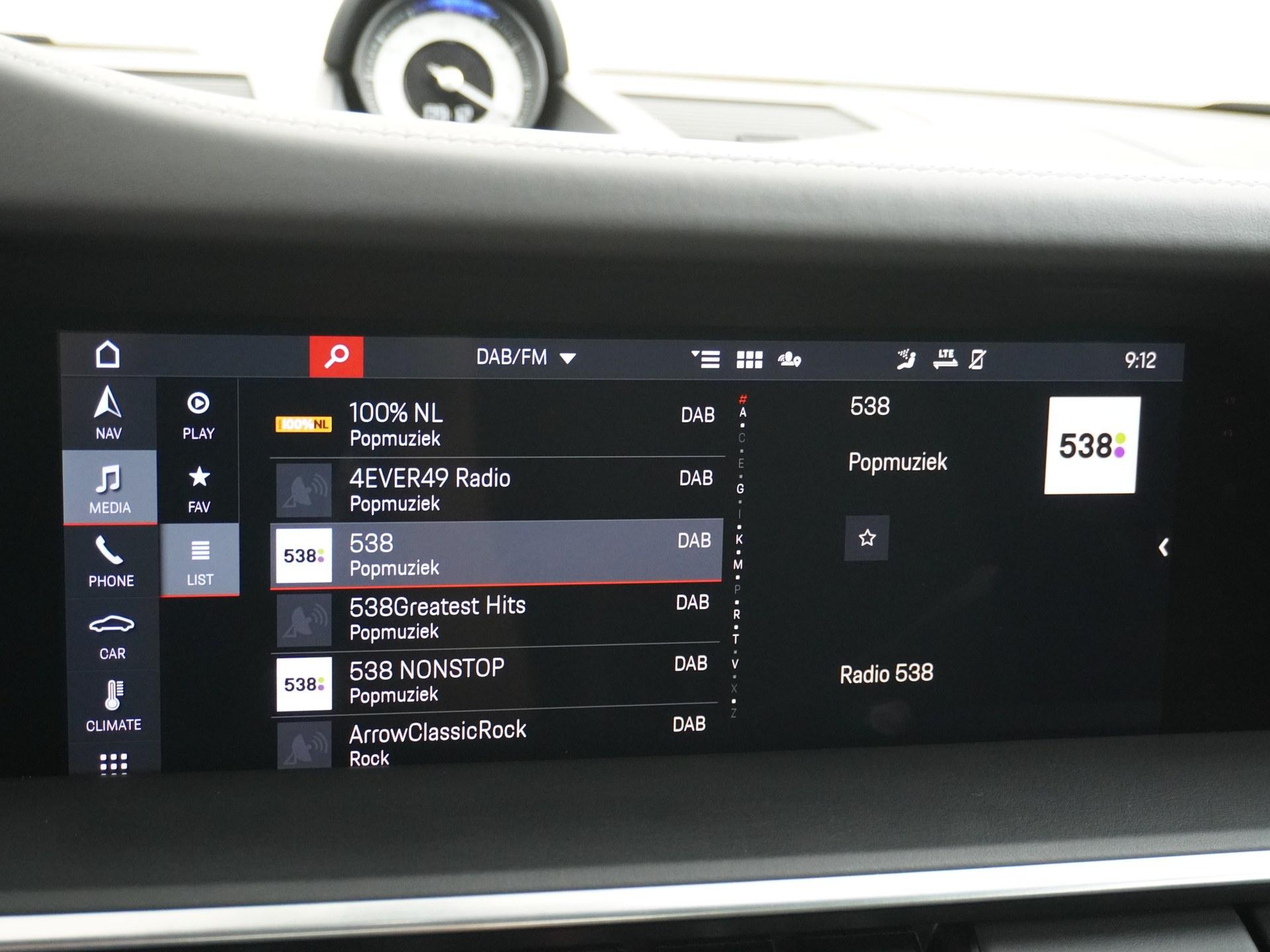 Porsche 911 Cabrio 3.0 Carrera S 34