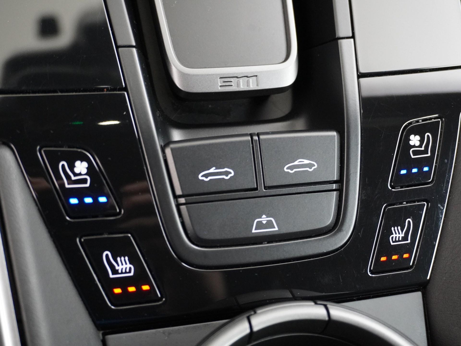 Porsche 911 Cabrio 3.0 Carrera S 43