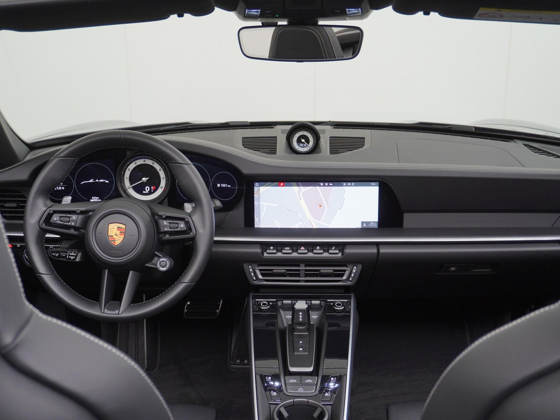 Porsche 911 Cabrio 3.0 Carrera S 45