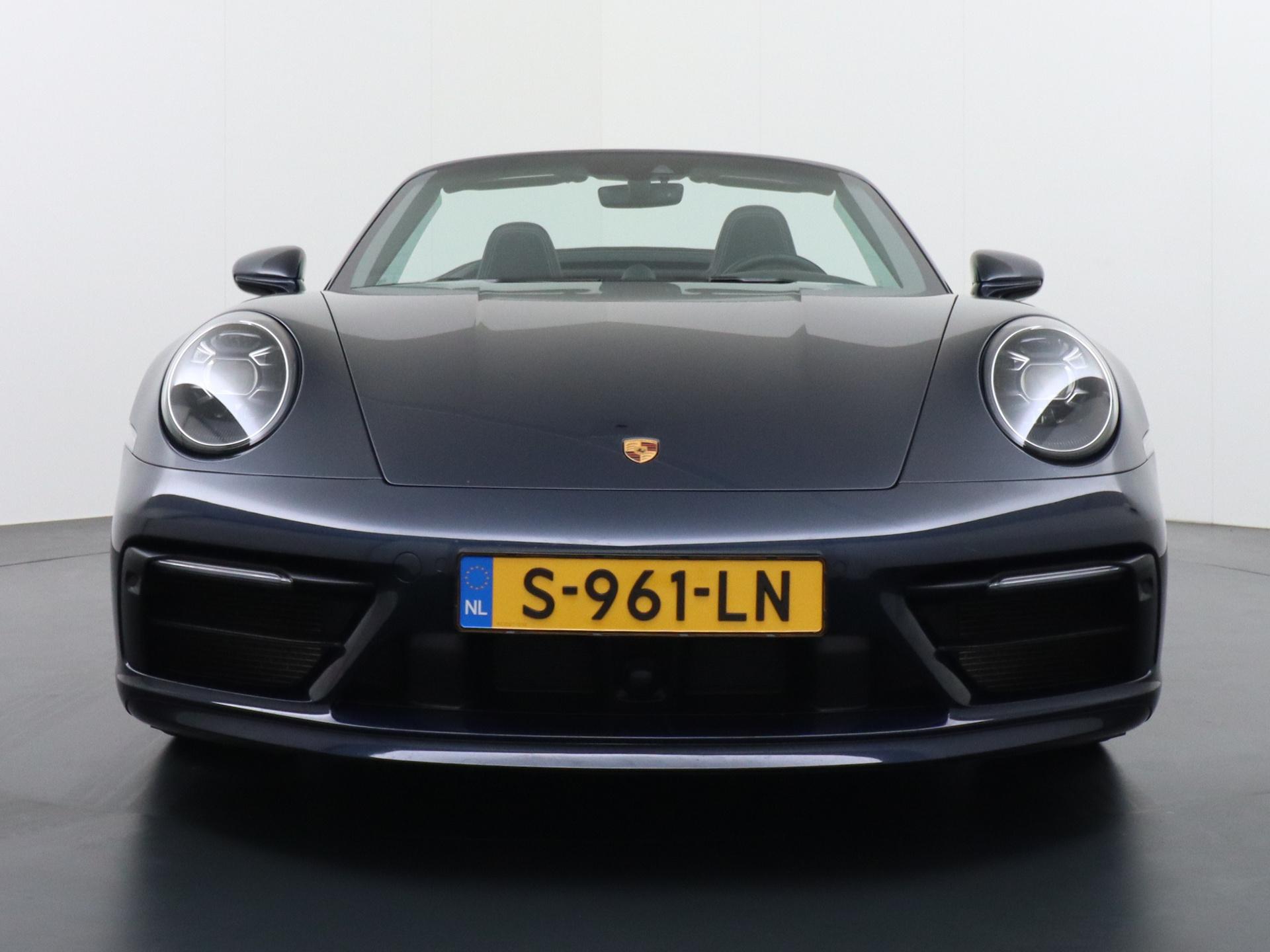 Porsche 911 Cabrio 3.0 Carrera S 9