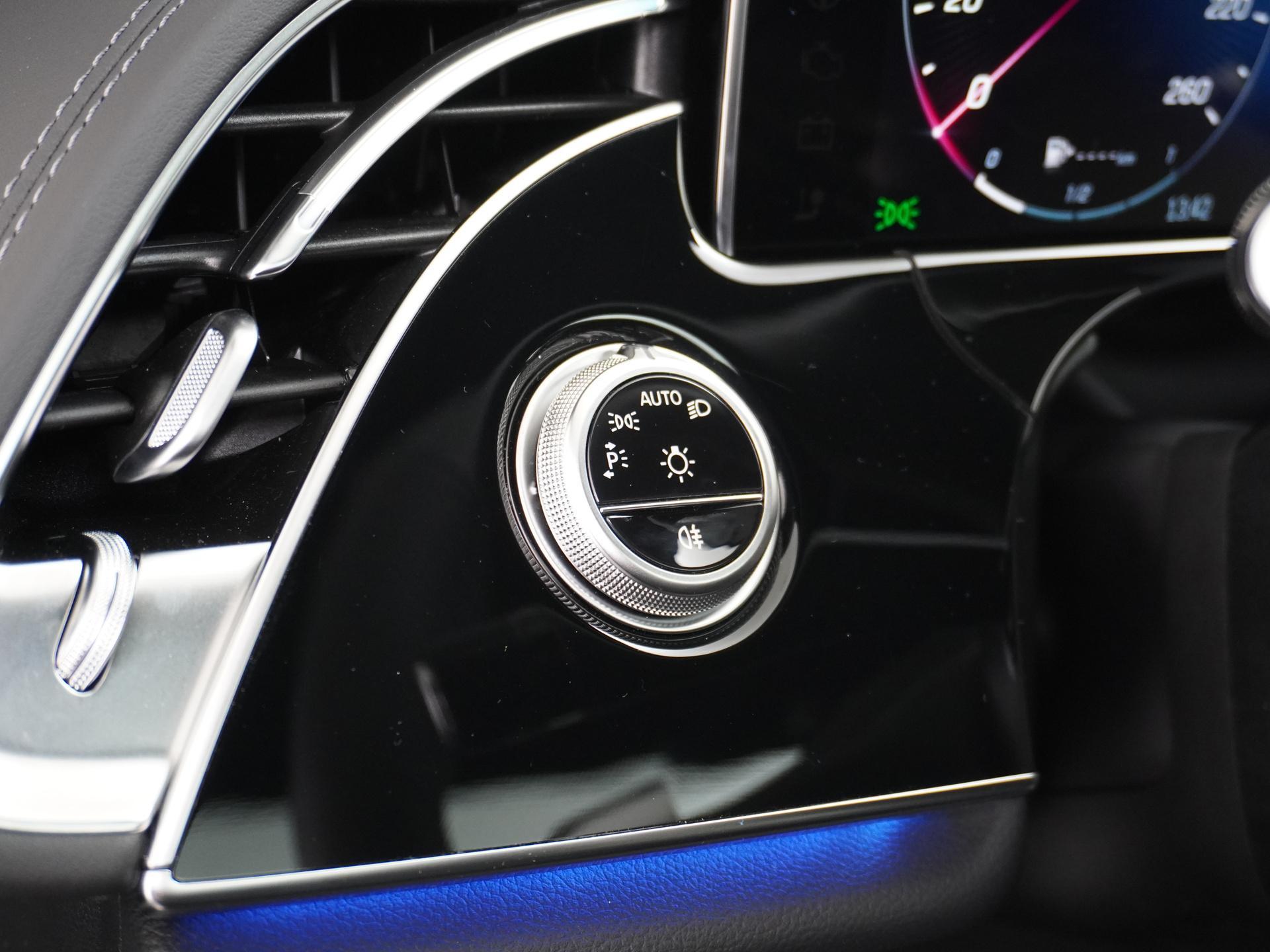 Mercedes-Benz E-Klasse Estate 300 e Sport Edition 24