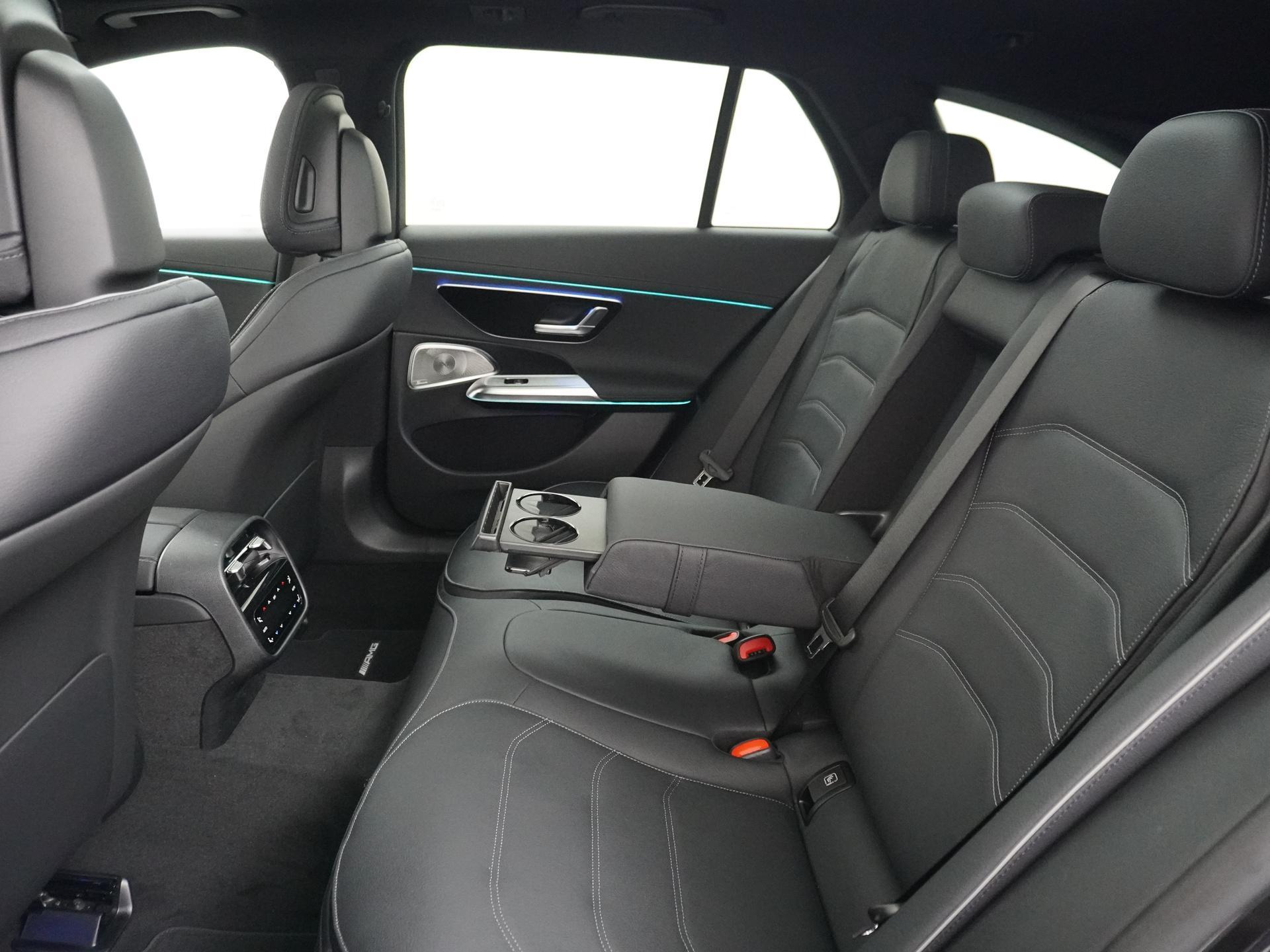 Mercedes-Benz E-Klasse Estate 300 e Sport Edition 26